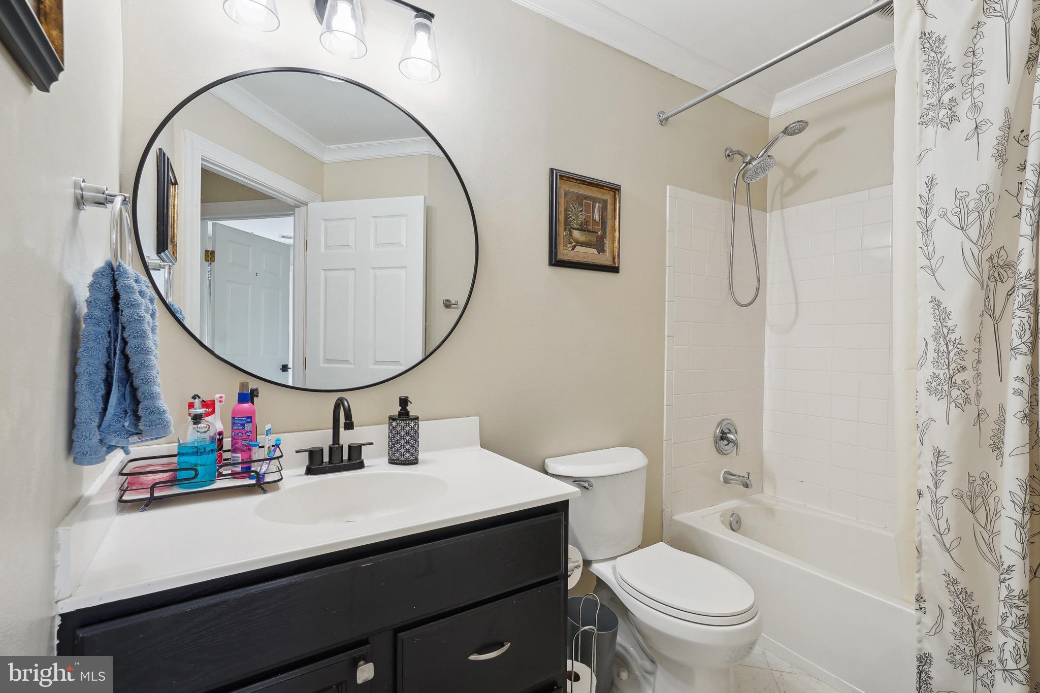 JAPONICA - Residential Lease