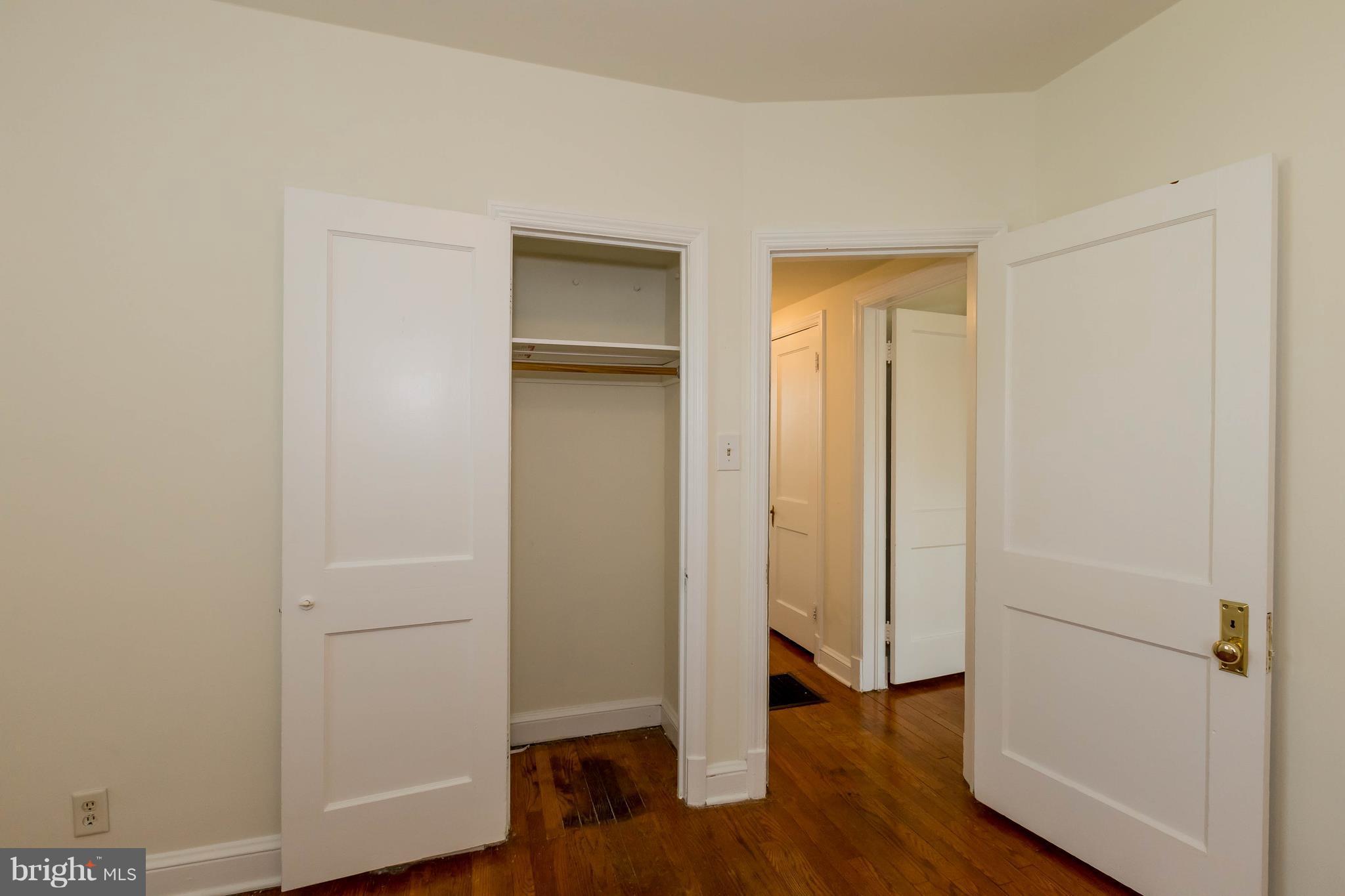 HALETHORPE HEIGHTS - Residential Income