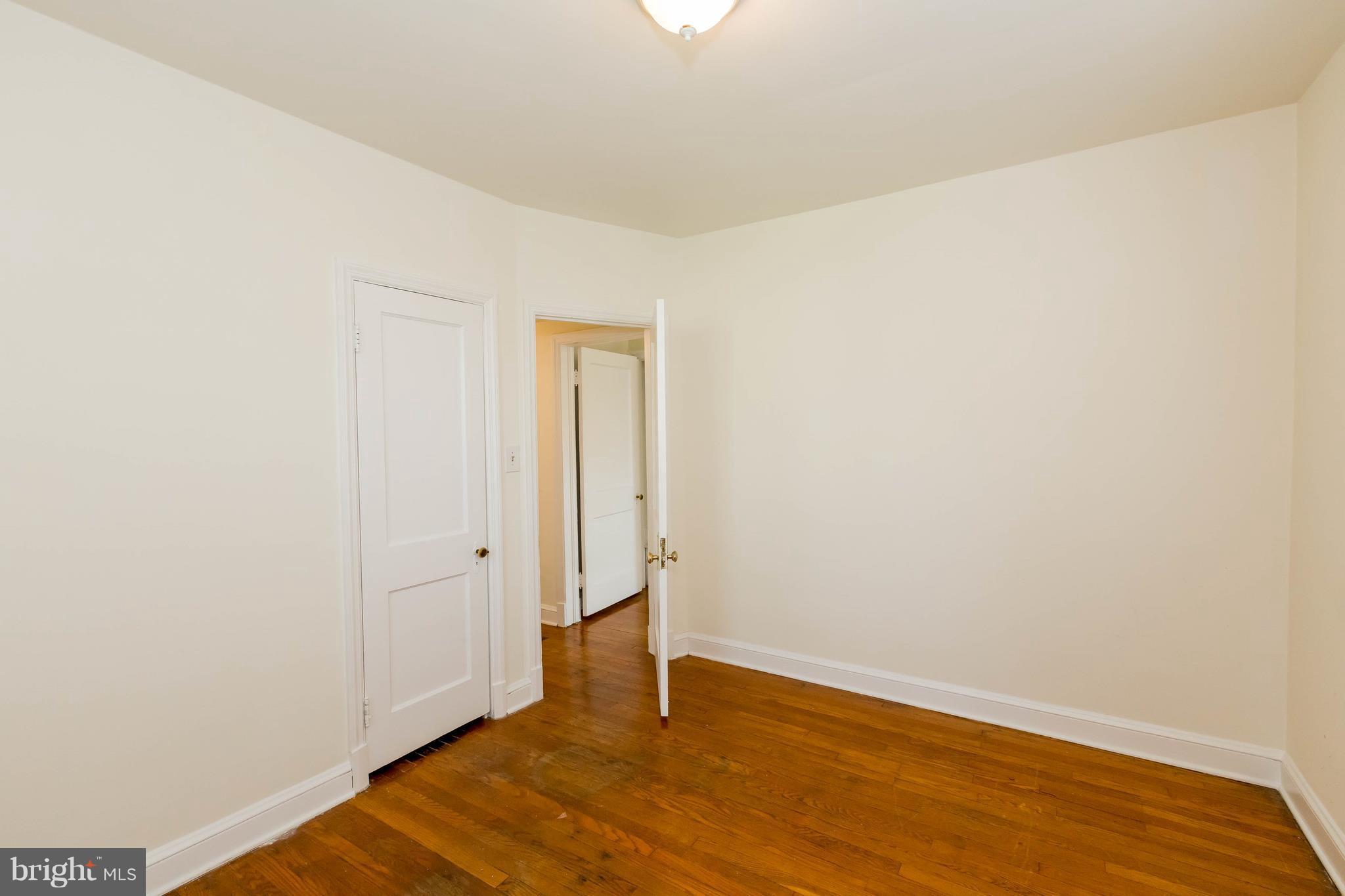 HALETHORPE HEIGHTS - Residential Income