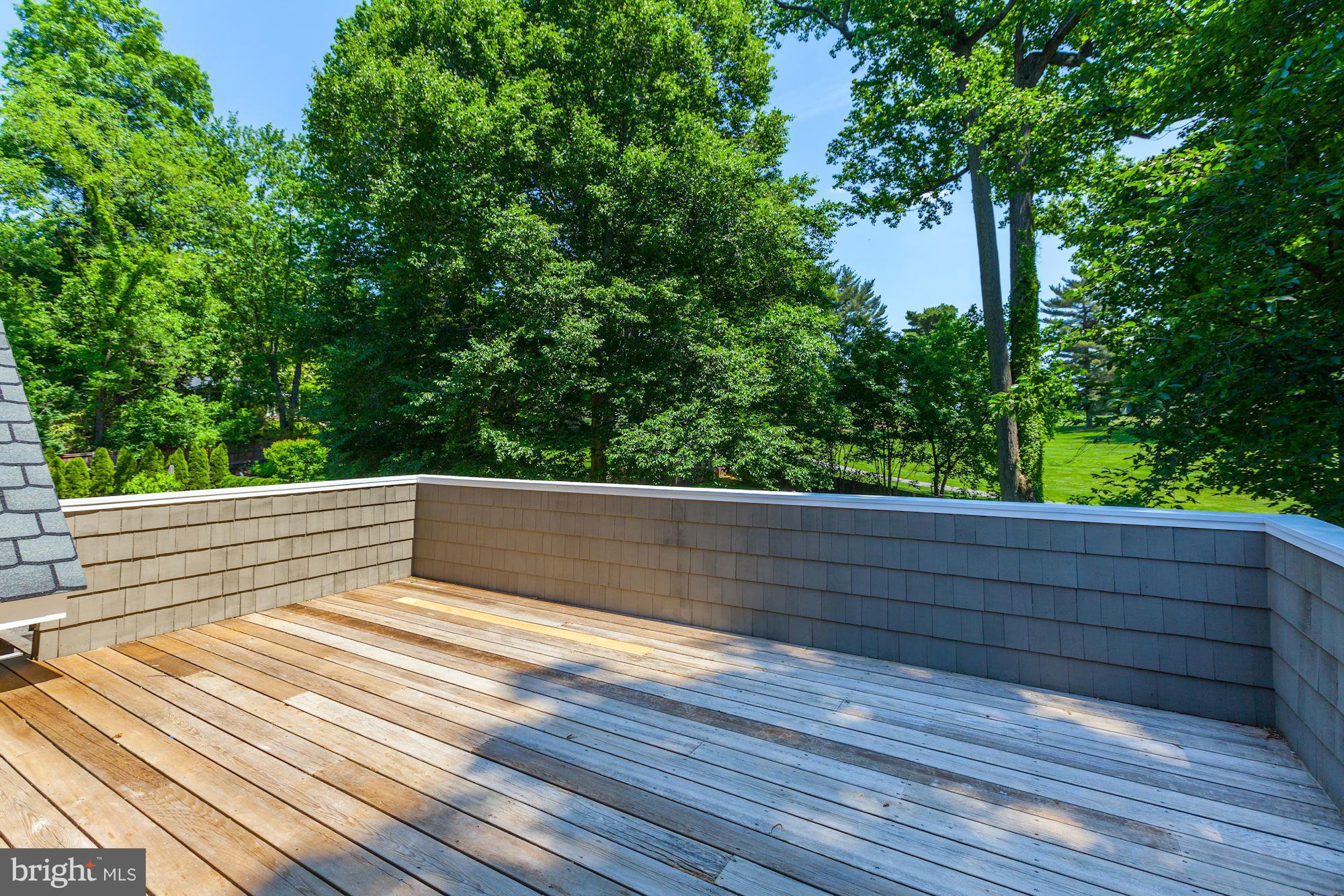 KENWOOD PARK - Residential