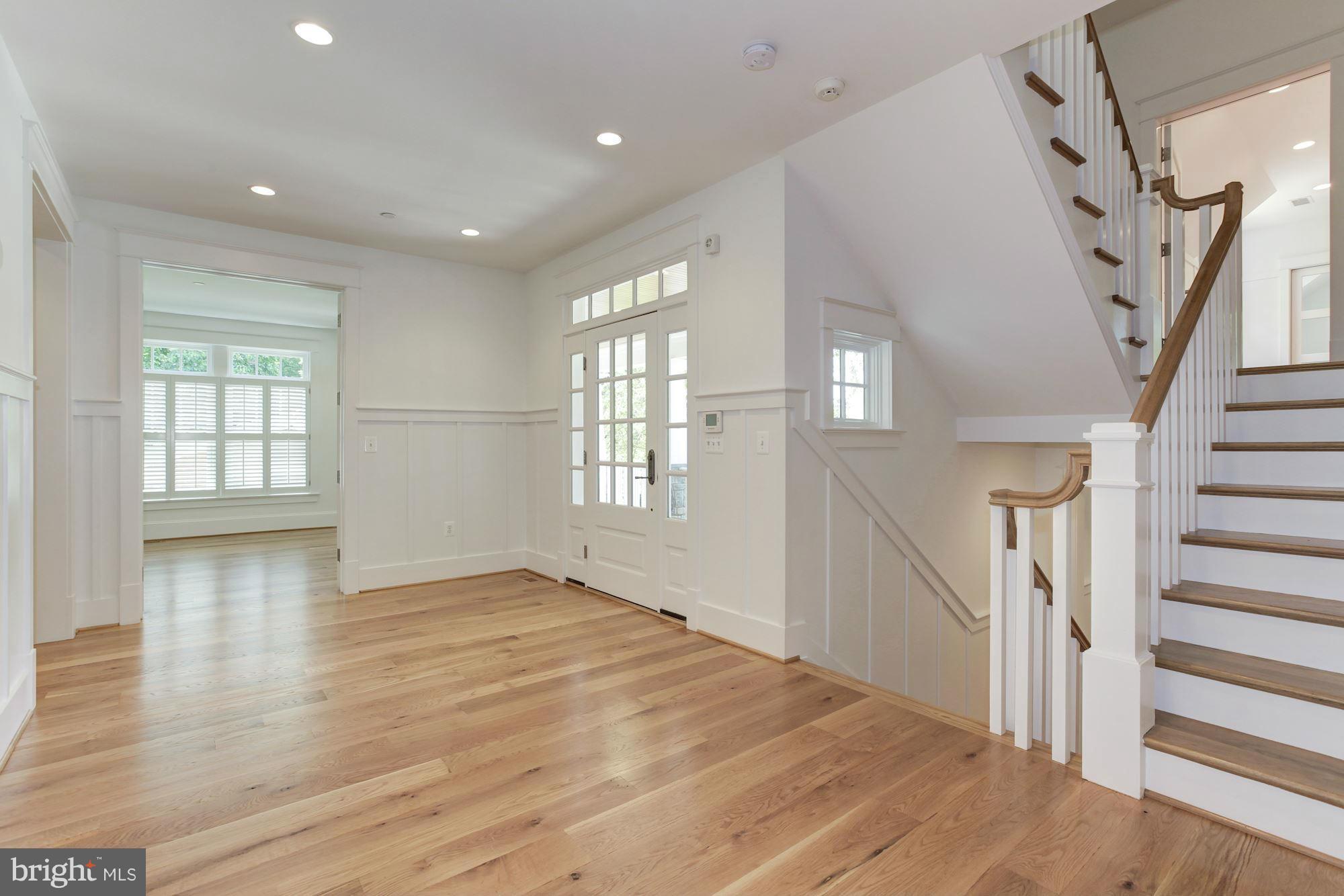 KENWOOD PARK - Residential