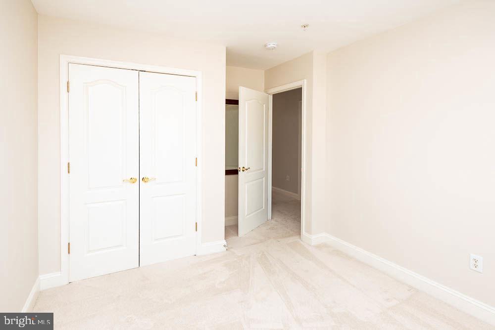 PINEY ORCHARD - Residential