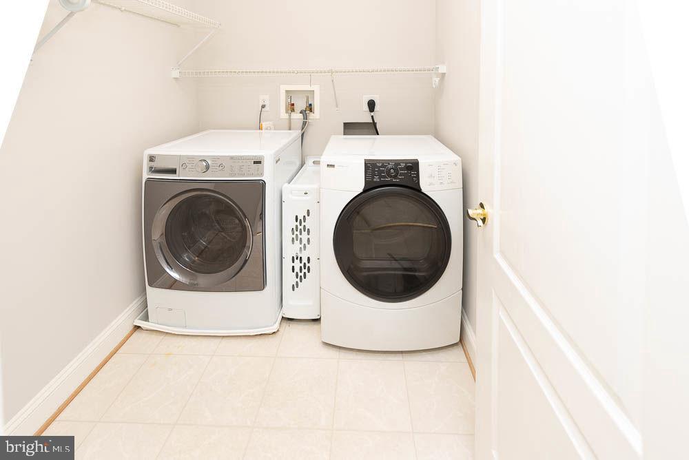 PINEY ORCHARD - Residential