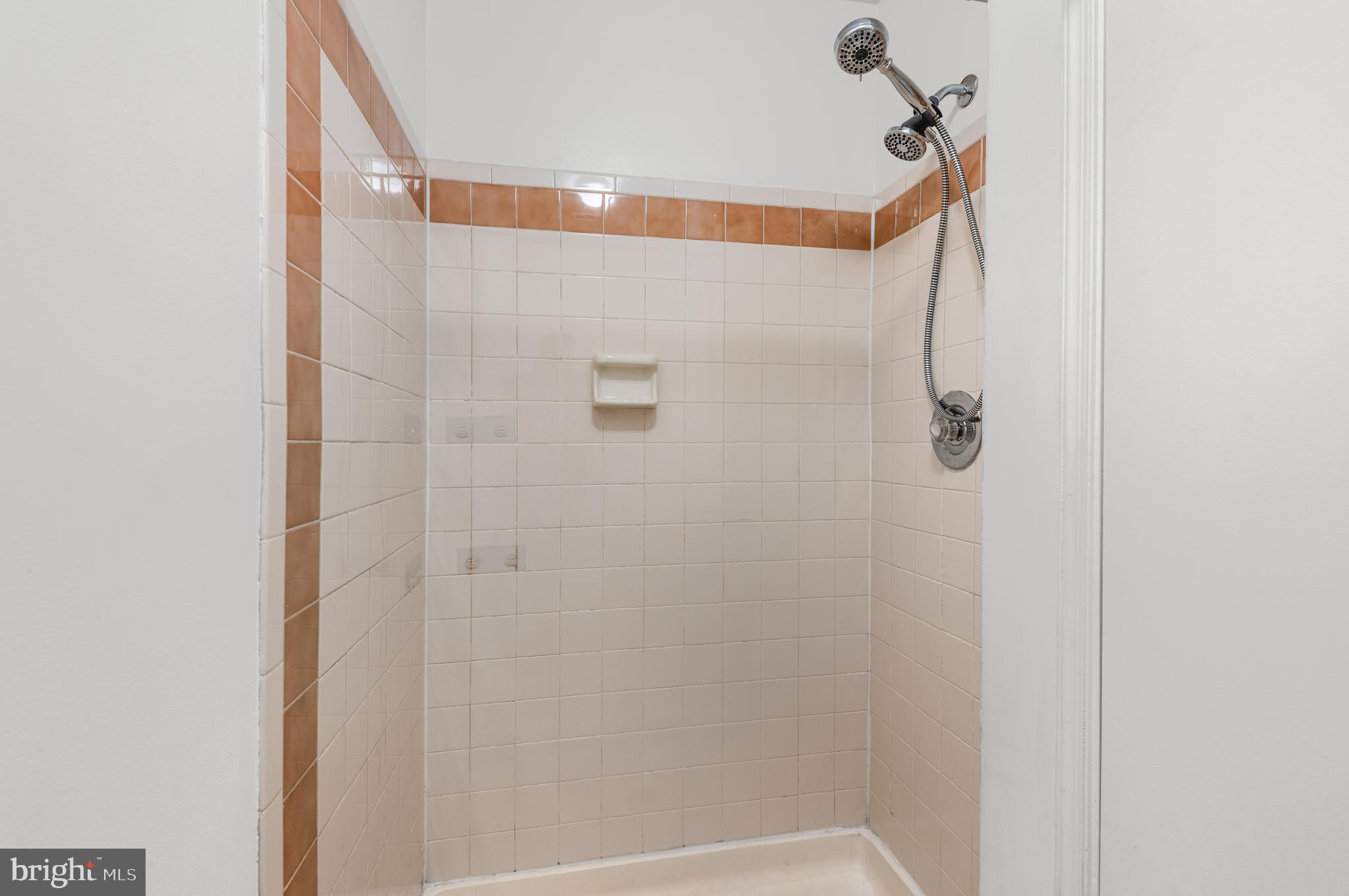 HEATHERFIELD - Residential