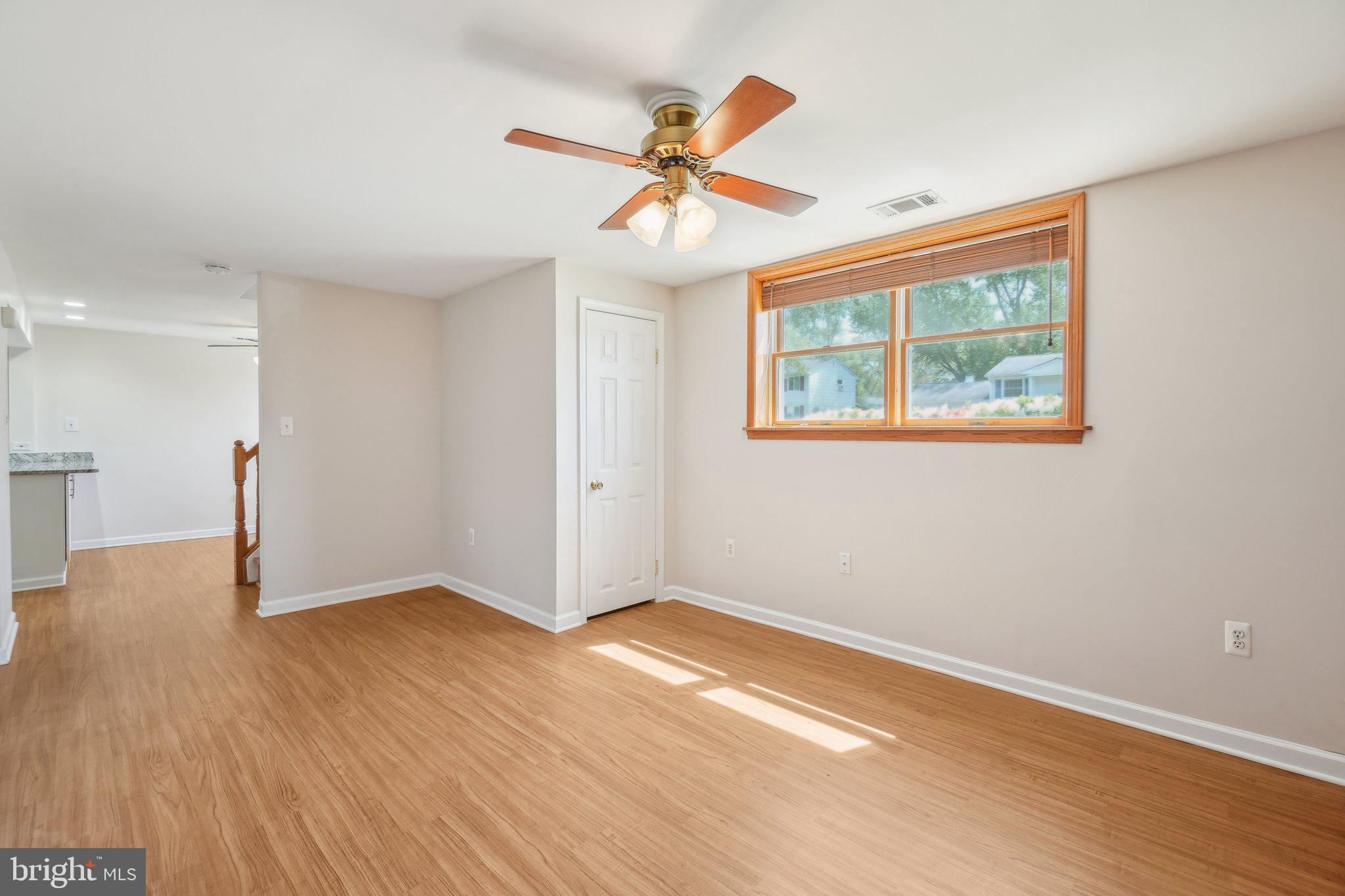 DALE CITY - Residential