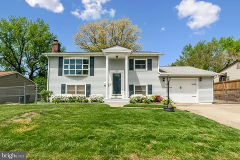13320 Hillendale Drive, Woodbridge, VA MLS: VAPW2089112