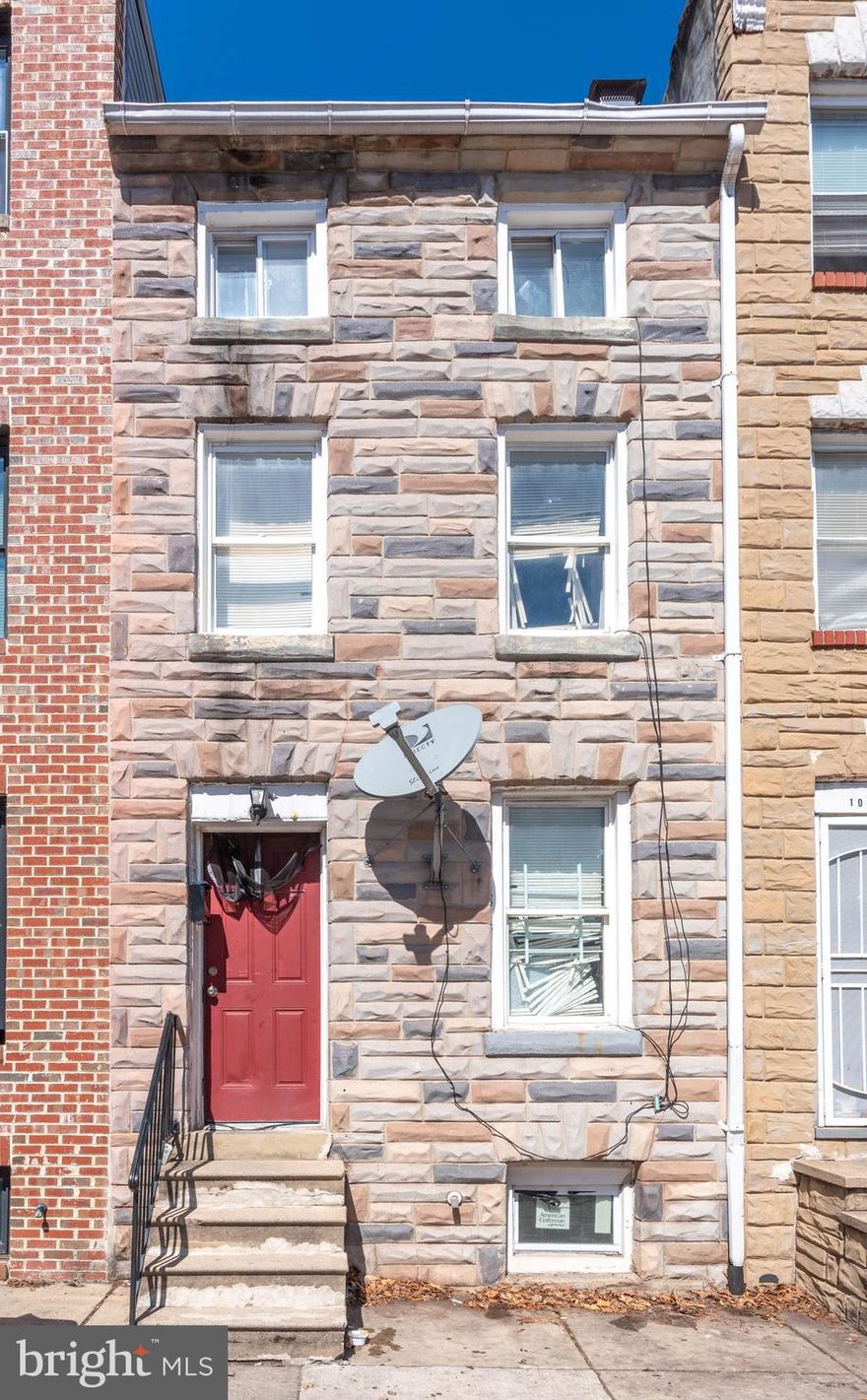 List price to be opening bid at online only auction.  Online auction to be conducted on Auctioneers website. Bidding will begin on Bidding will begin on Friday, April 4th & ends Wednesday, April 9, 2025 at 11:30AM.   Here's an excellent opportunity to own a tenant occupied townhouse, located in the Hollins Market  neighborhood of Baltimore City. The property comes with a Baltimore City Rental Property License, which is valid until September 26, 2026. This is a prime investment opportunity! Gross Monthly Scheduled Rent: $1,414. Gross Annual Scheduled Rent: $16,968. Section 8 tenant: Housing assistance monthly payment - $1,009. Family's monthly rent to owner - $405. House Description: • Main level: Living area, dining room, half bath, kitchen and laundry area • Upper level 1: Two bedrooms & a full bath • Upper Level 2: Two bedrooms • Lower Level: Unfinished and includes the mechanical systems for the house. Location:  Conveniently located just north of Washington Village (Pigtown), this home is close to downtown Baltimore and offers easy access to Horseshoe Casino, M&T Bank Ravens Stadium, Oriole Park, CFG Bank Arena, as well as a variety of restaurants, hospitals, Union Park, Carroll Park, and more. This property is a promising income-generating asset in a well-connected area, perfect for investors looking to expand their portfolio!