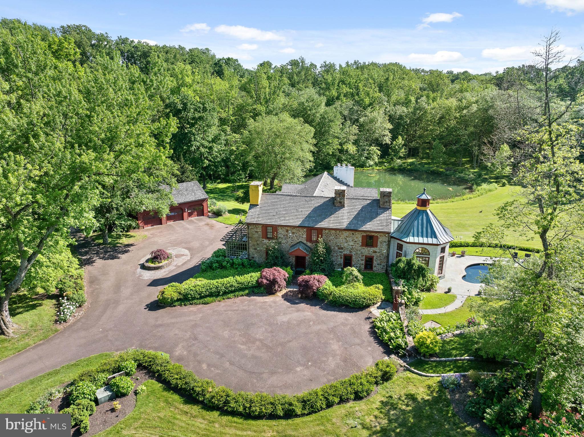 RADNOR HUNT - Residential
