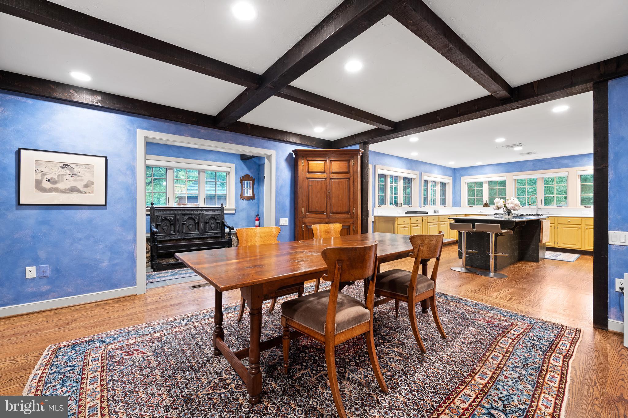 RADNOR HUNT - Residential