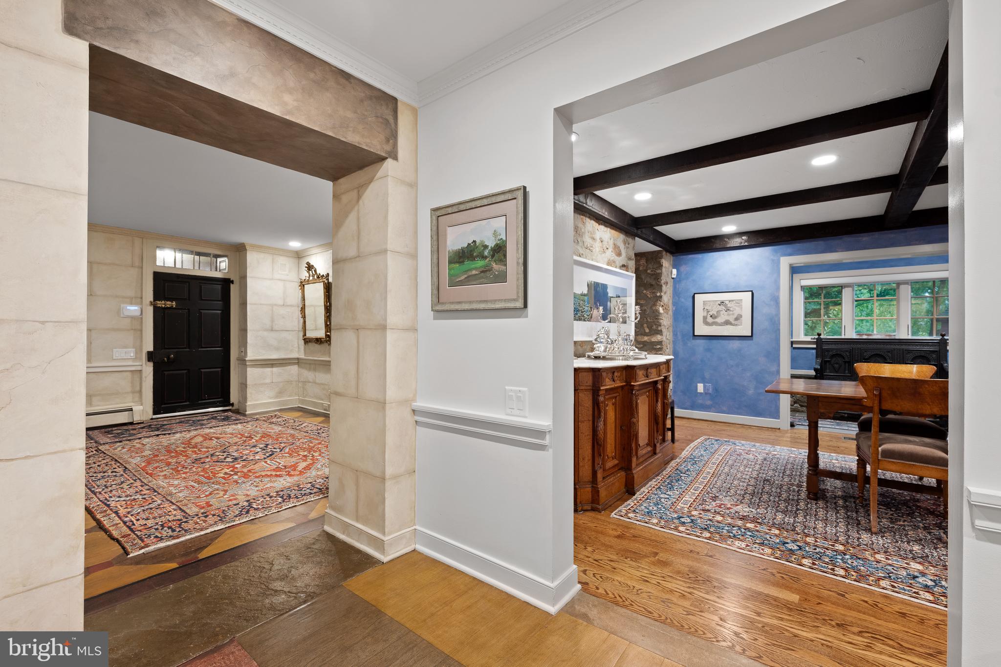 RADNOR HUNT - Residential