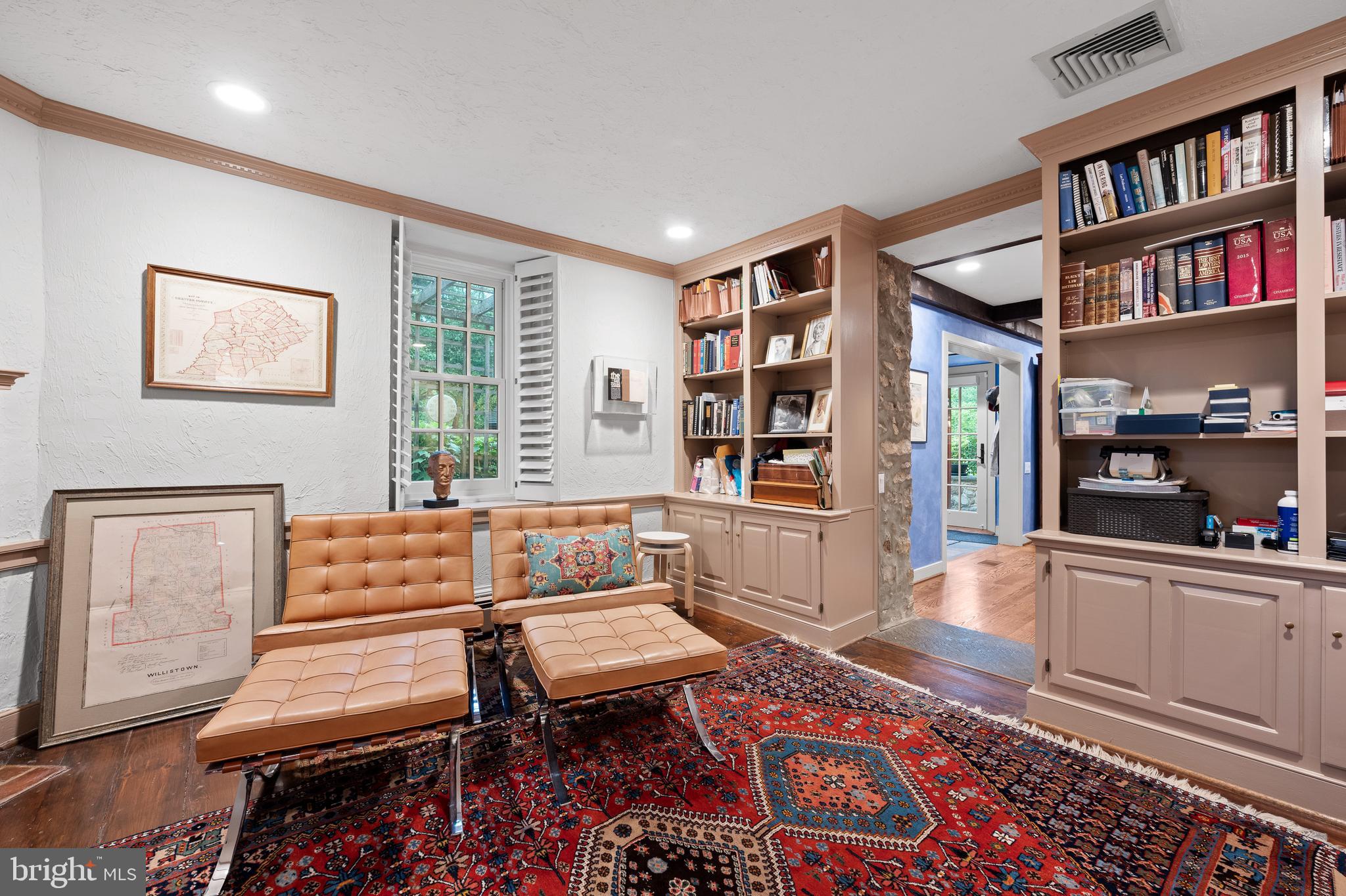 RADNOR HUNT - Residential