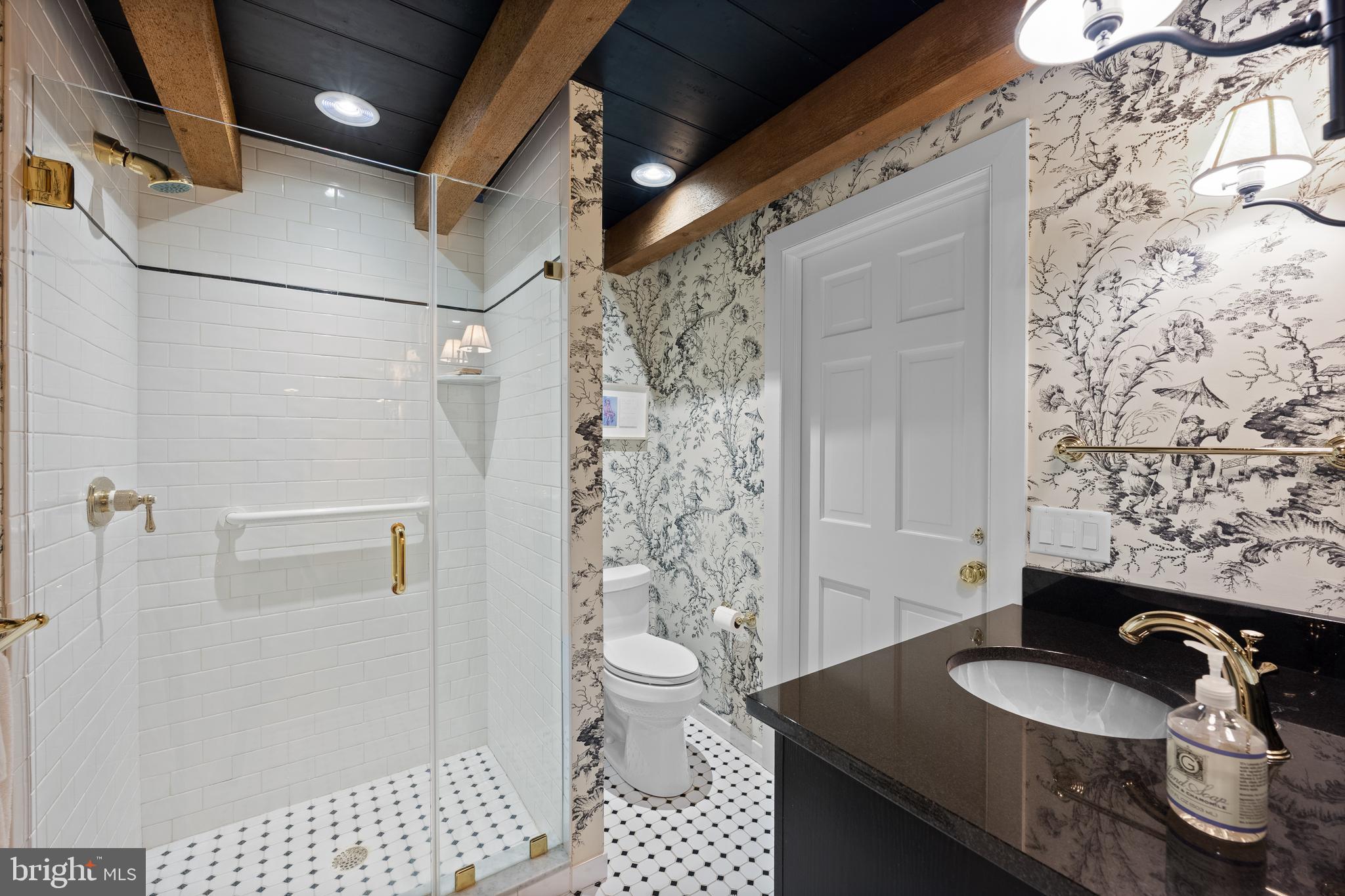 RADNOR HUNT - Residential