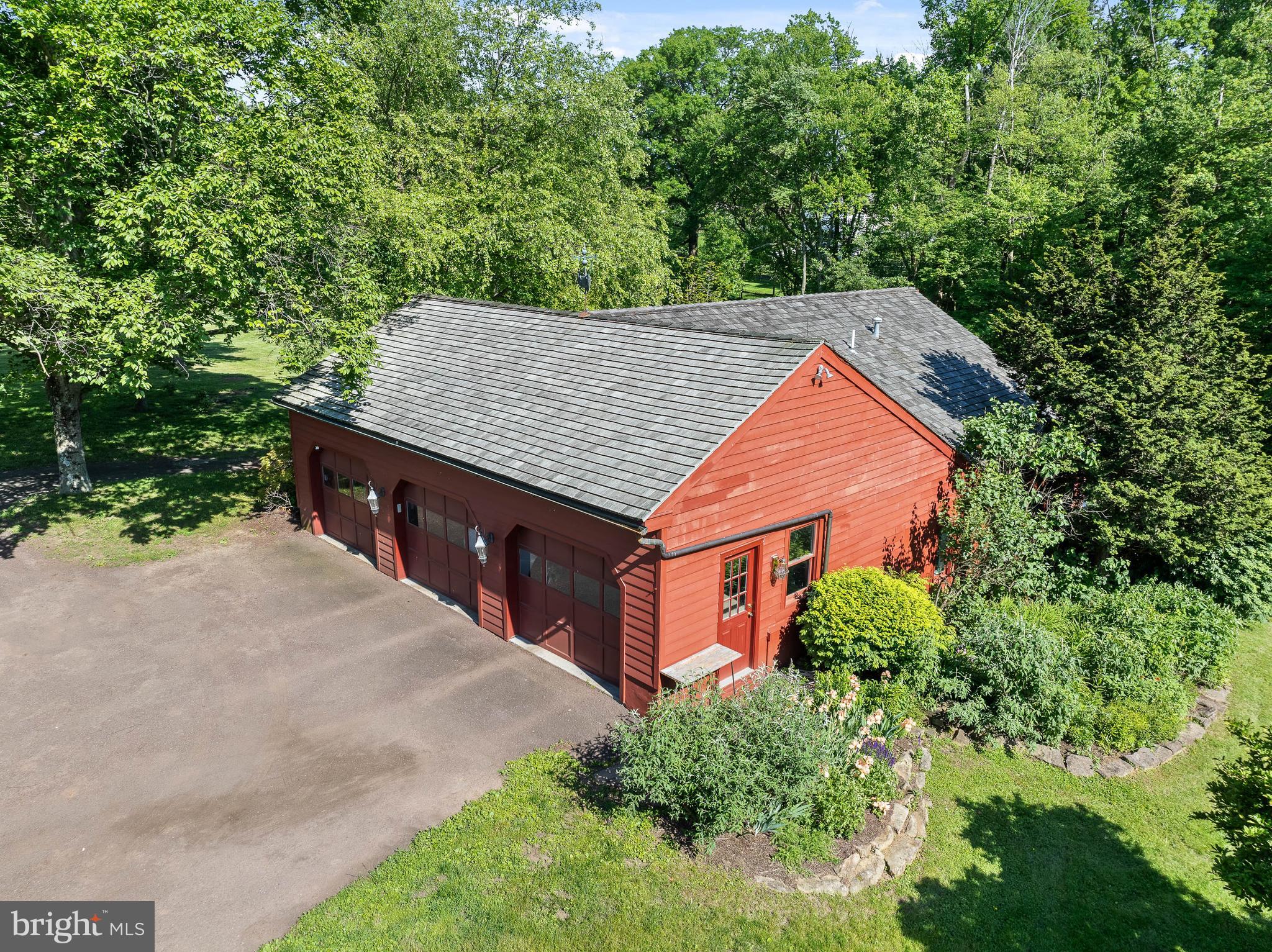 RADNOR HUNT - Residential