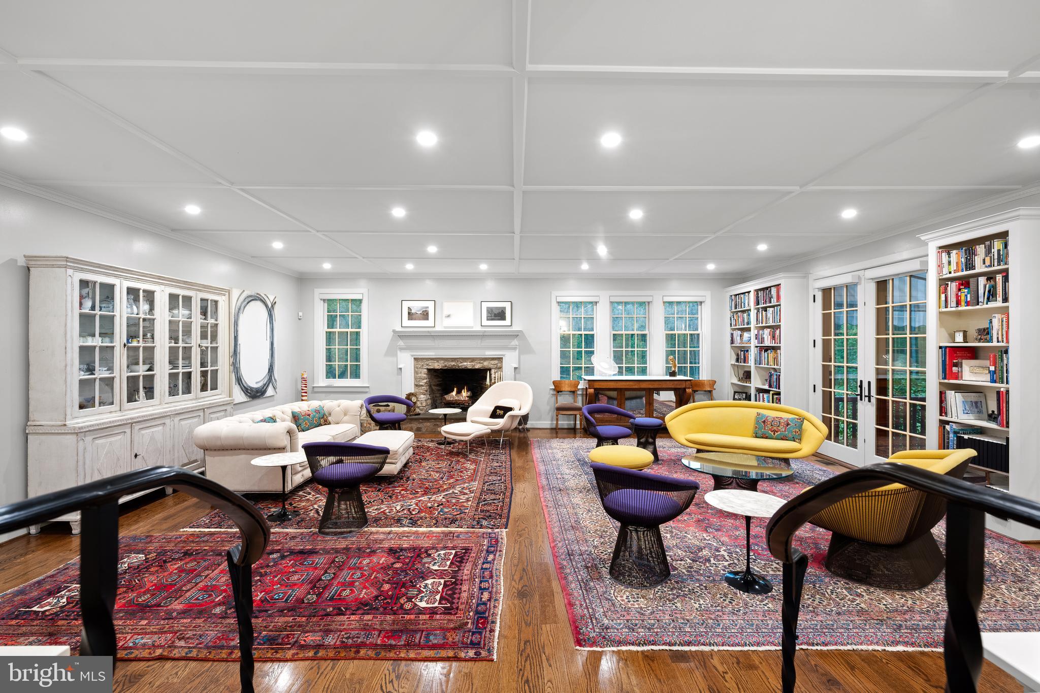 RADNOR HUNT - Residential
