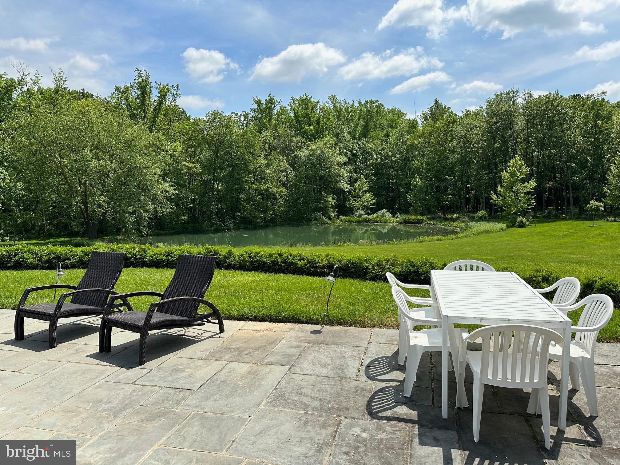 RADNOR HUNT - Residential