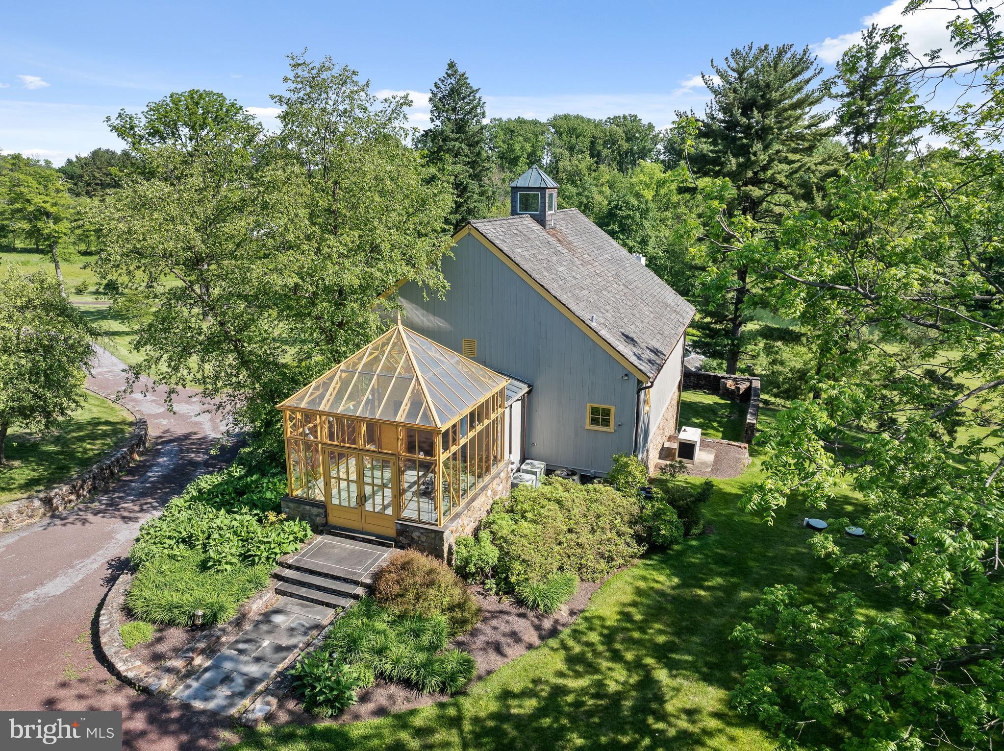 RADNOR HUNT - Residential