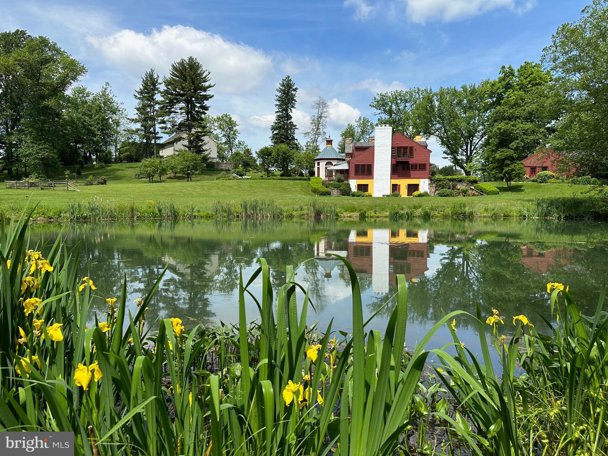 RADNOR HUNT - Residential