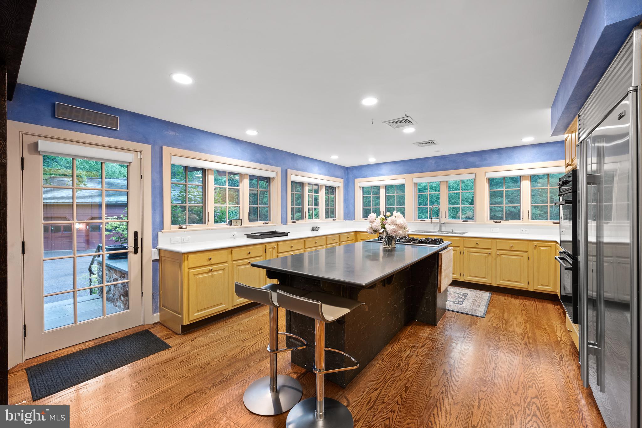 RADNOR HUNT - Residential