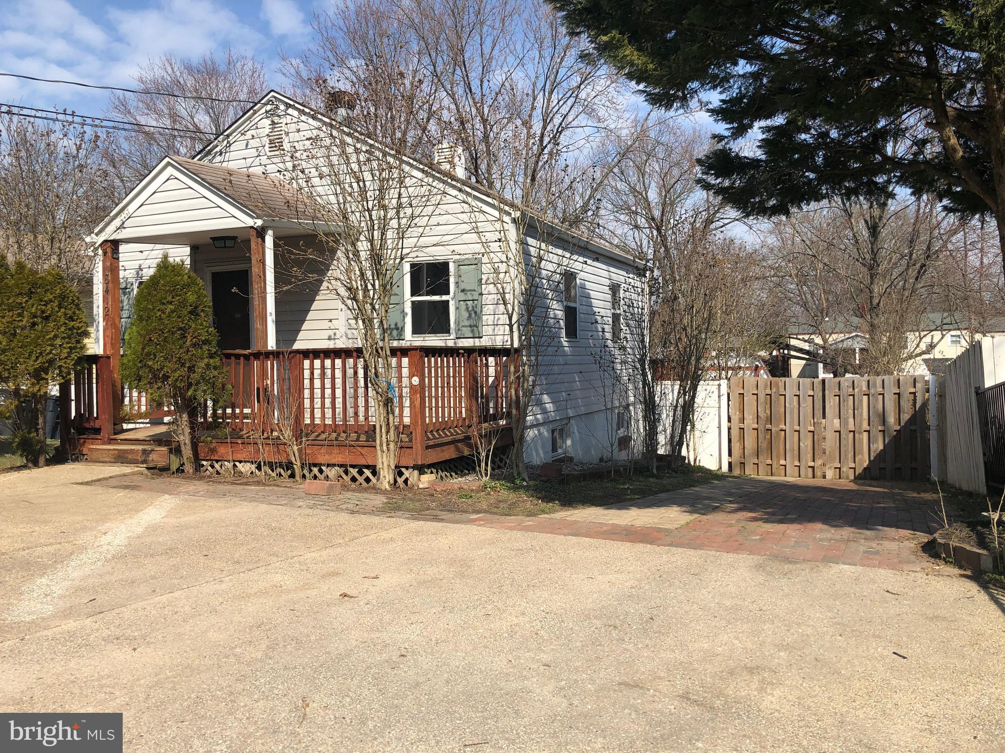 OAK CREST - Residential