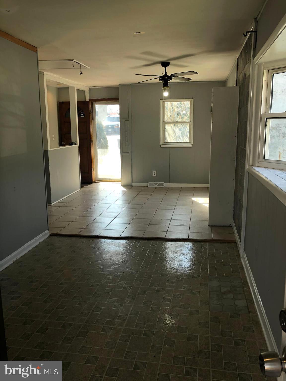 OAK CREST - Residential