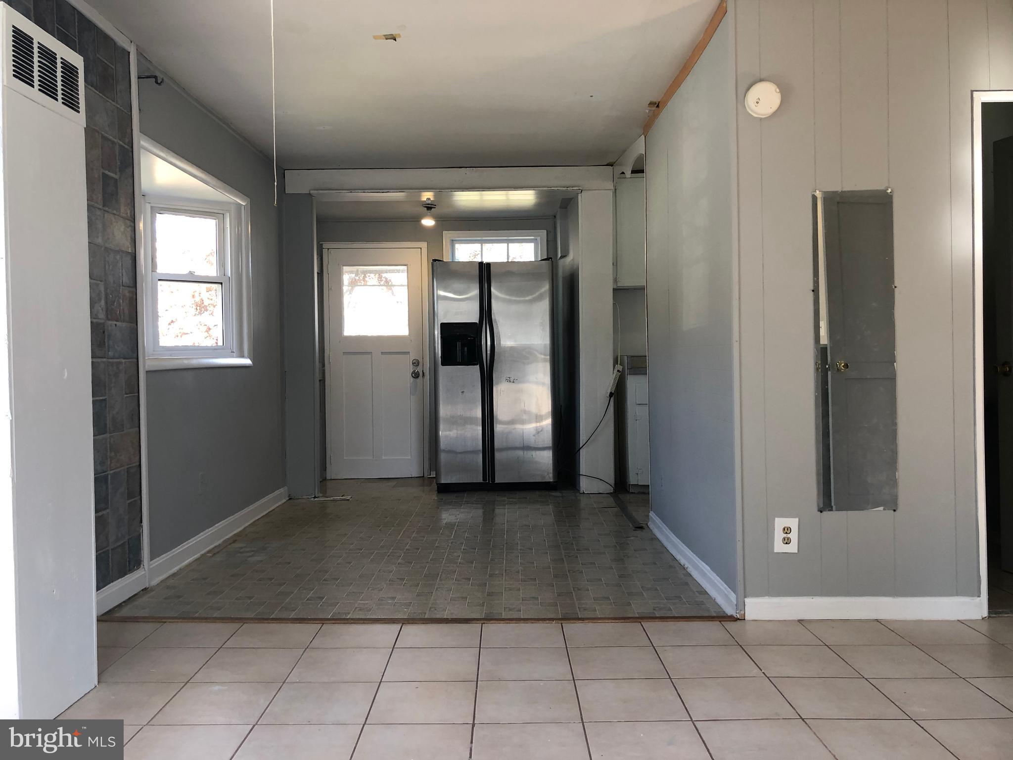 OAK CREST - Residential