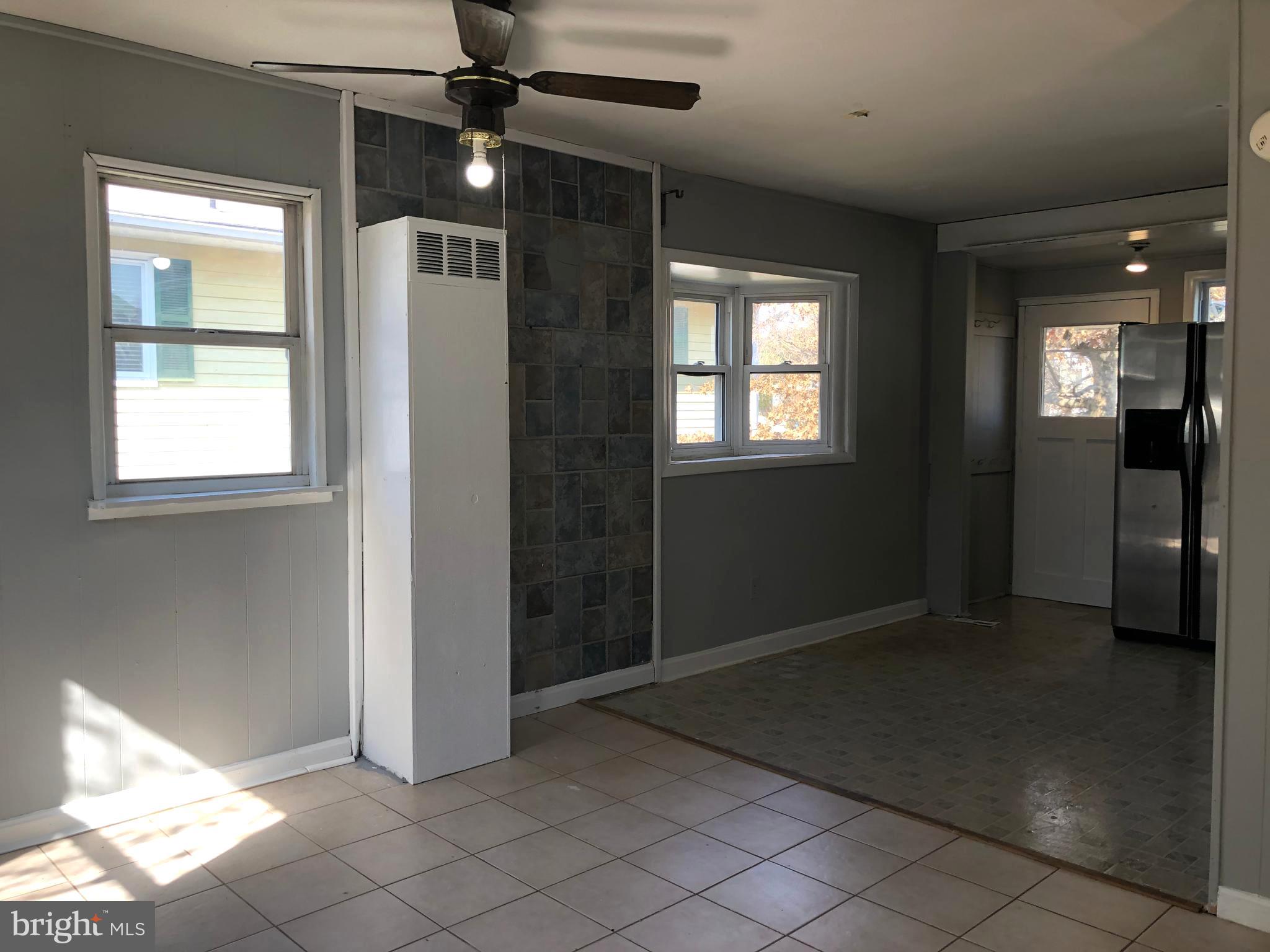 OAK CREST - Residential