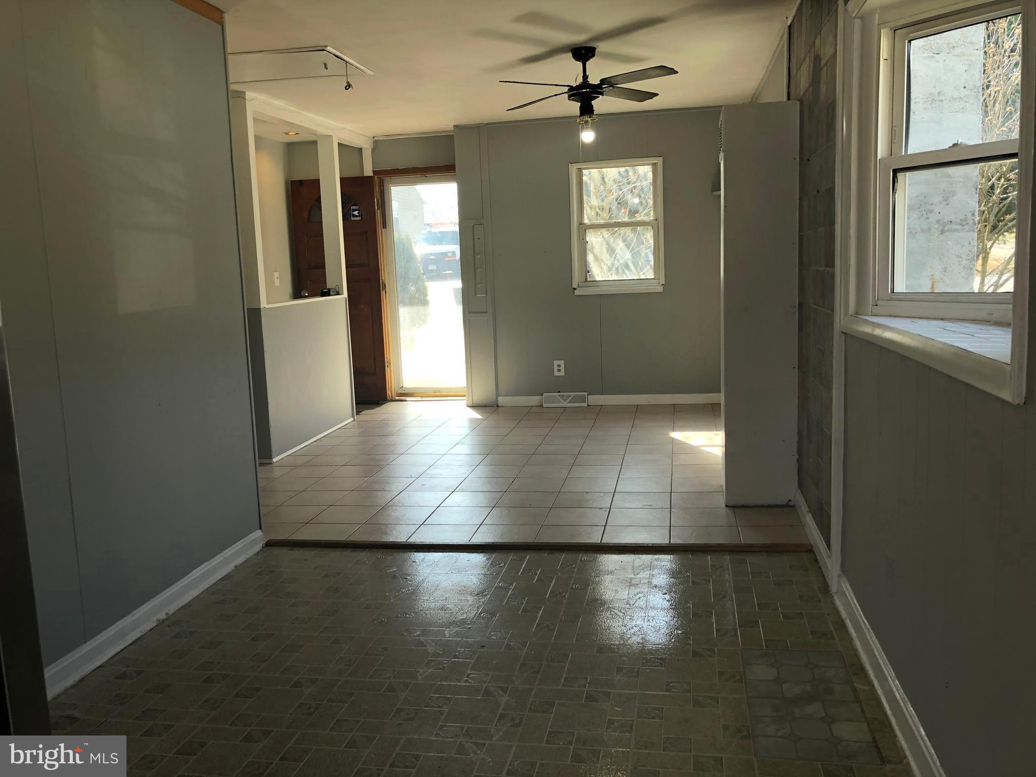 OAK CREST - Residential