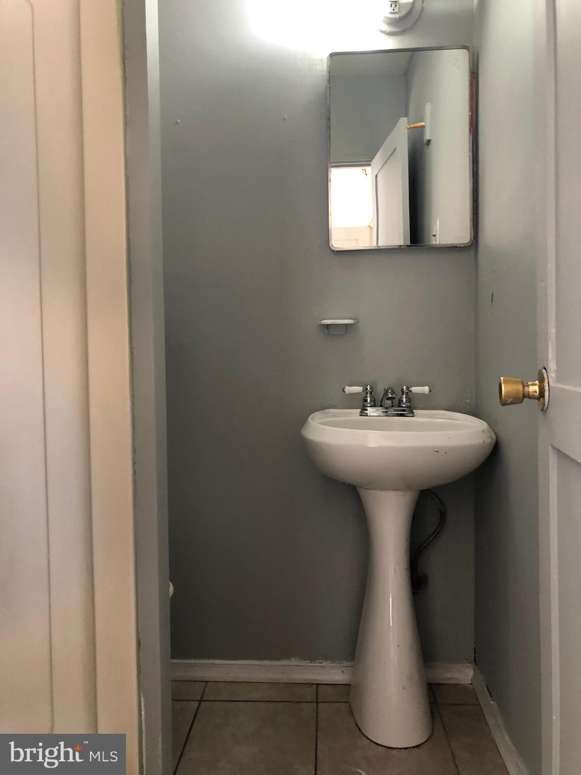 OAK CREST - Residential