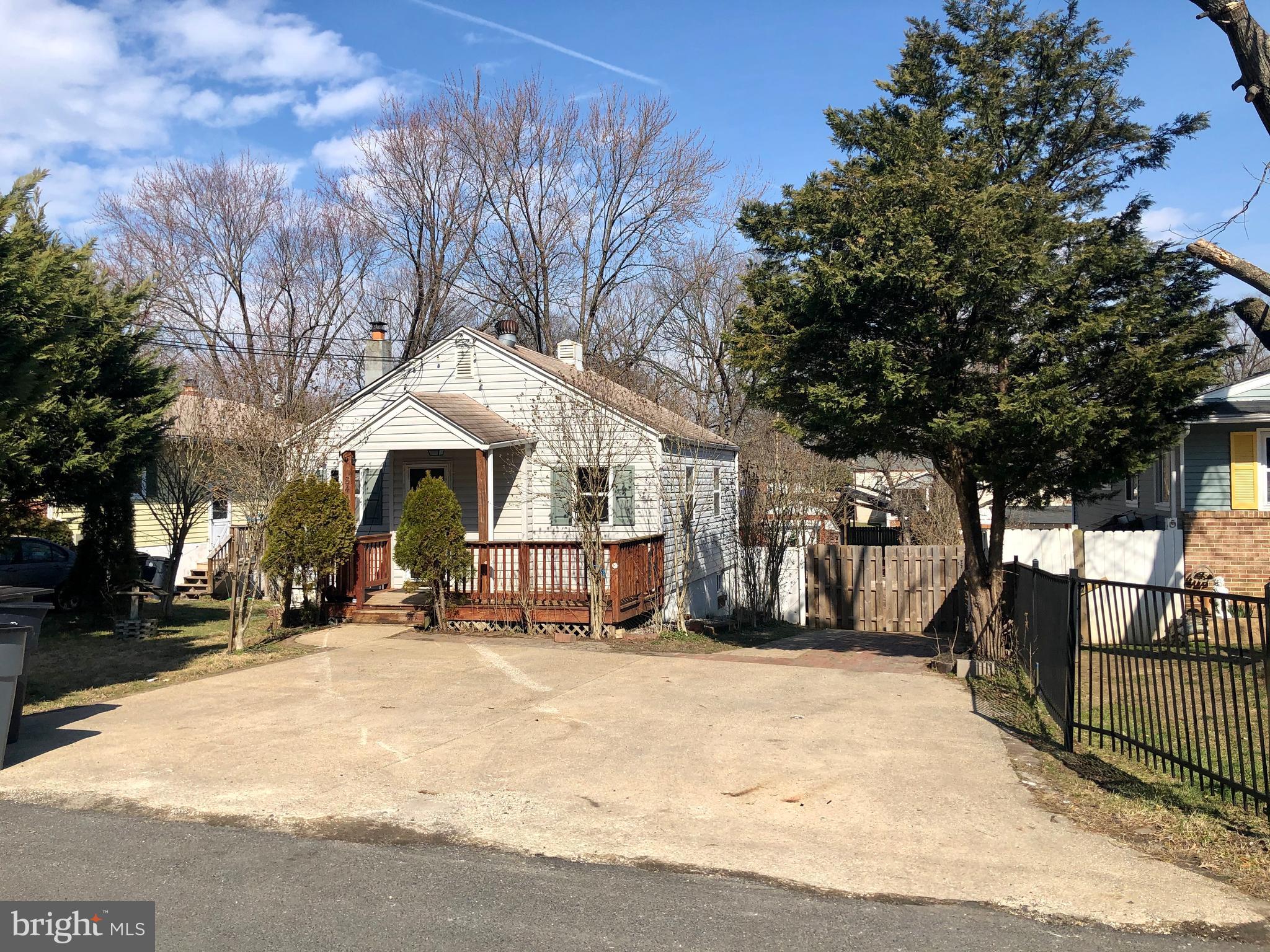 OAK CREST - Residential