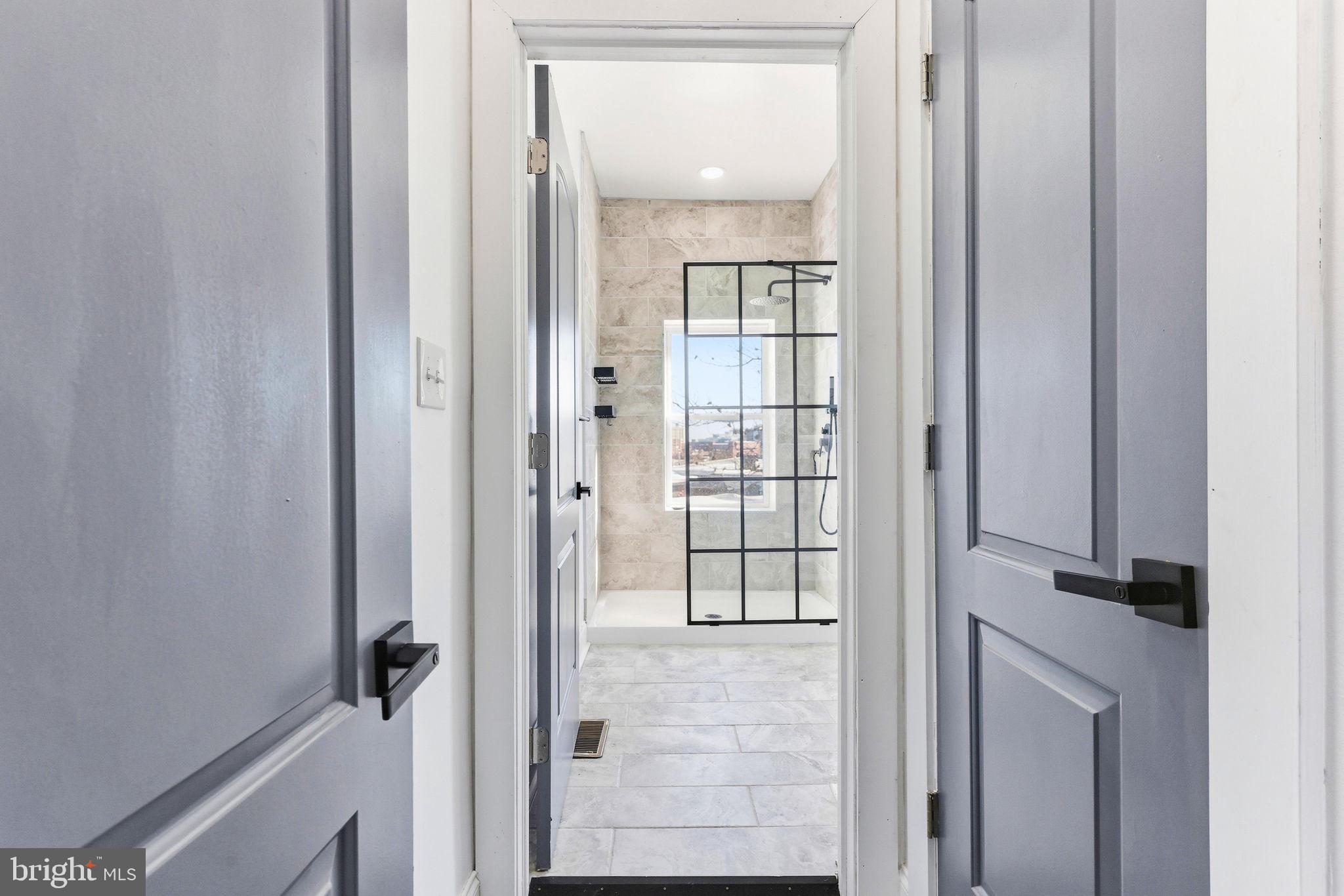 UPTON - Residential Income