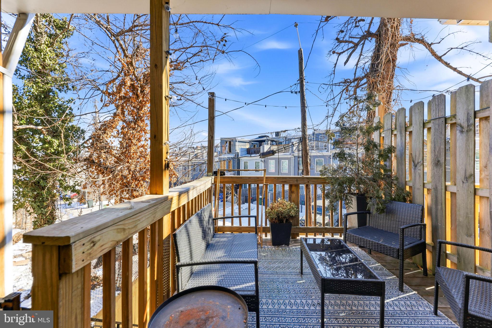 UPTON - Residential Income