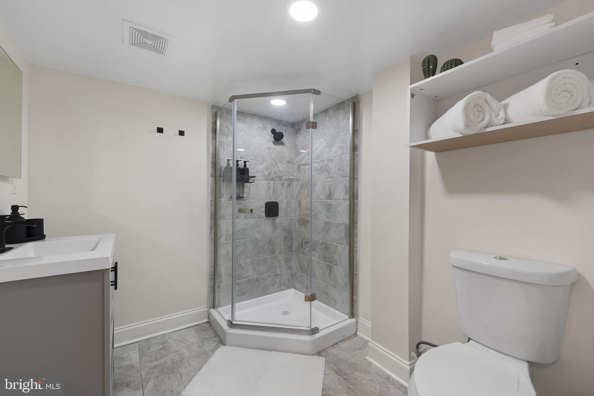 UPTON - Residential Income