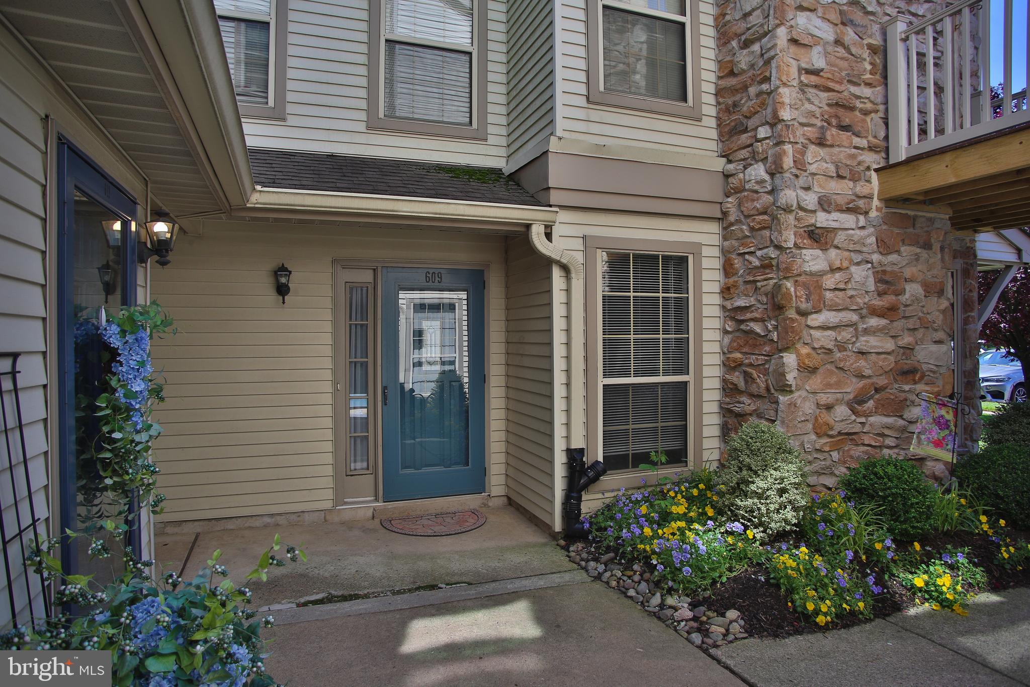 REMINGTON OAKS - Residential Lease