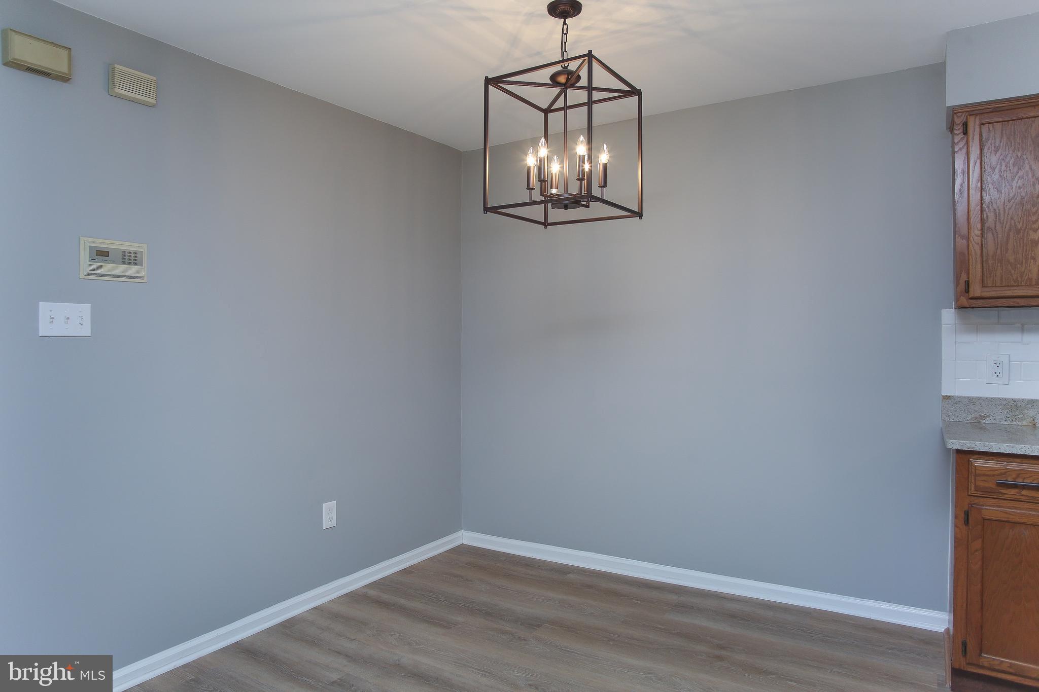 REMINGTON OAKS - Residential Lease