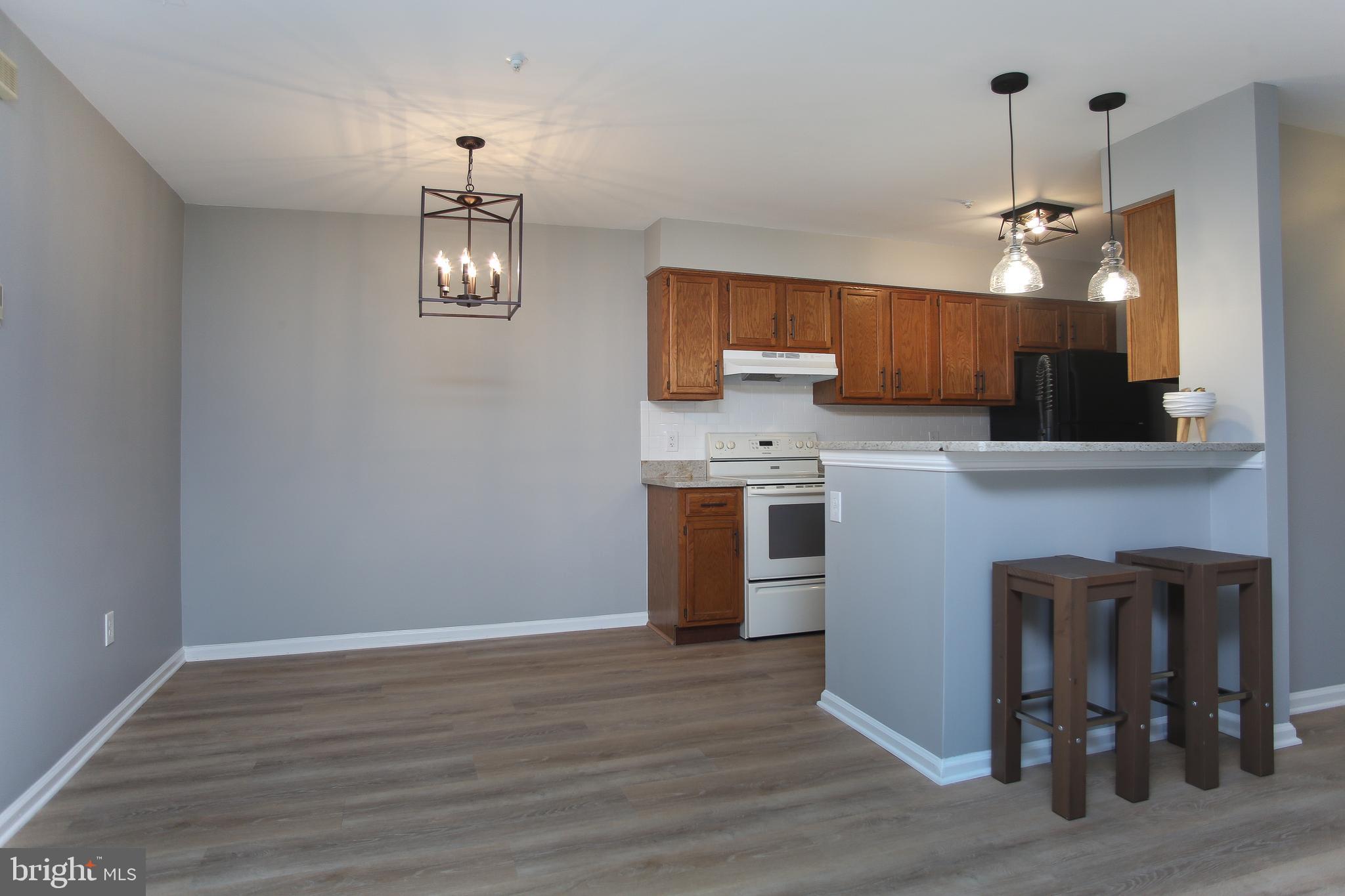 REMINGTON OAKS - Residential Lease