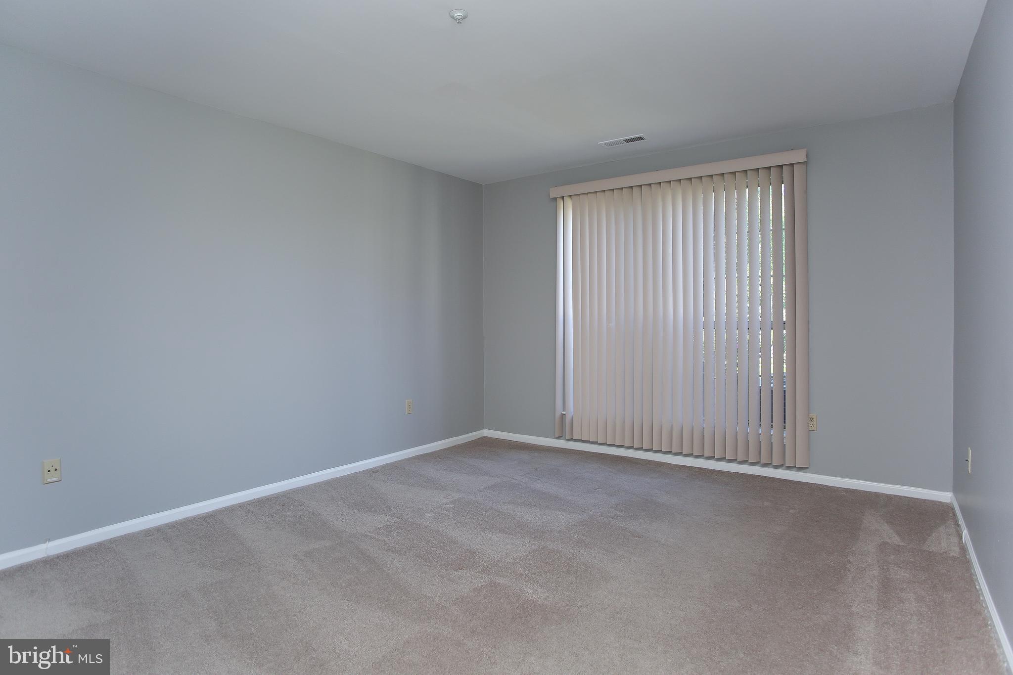 REMINGTON OAKS - Residential Lease