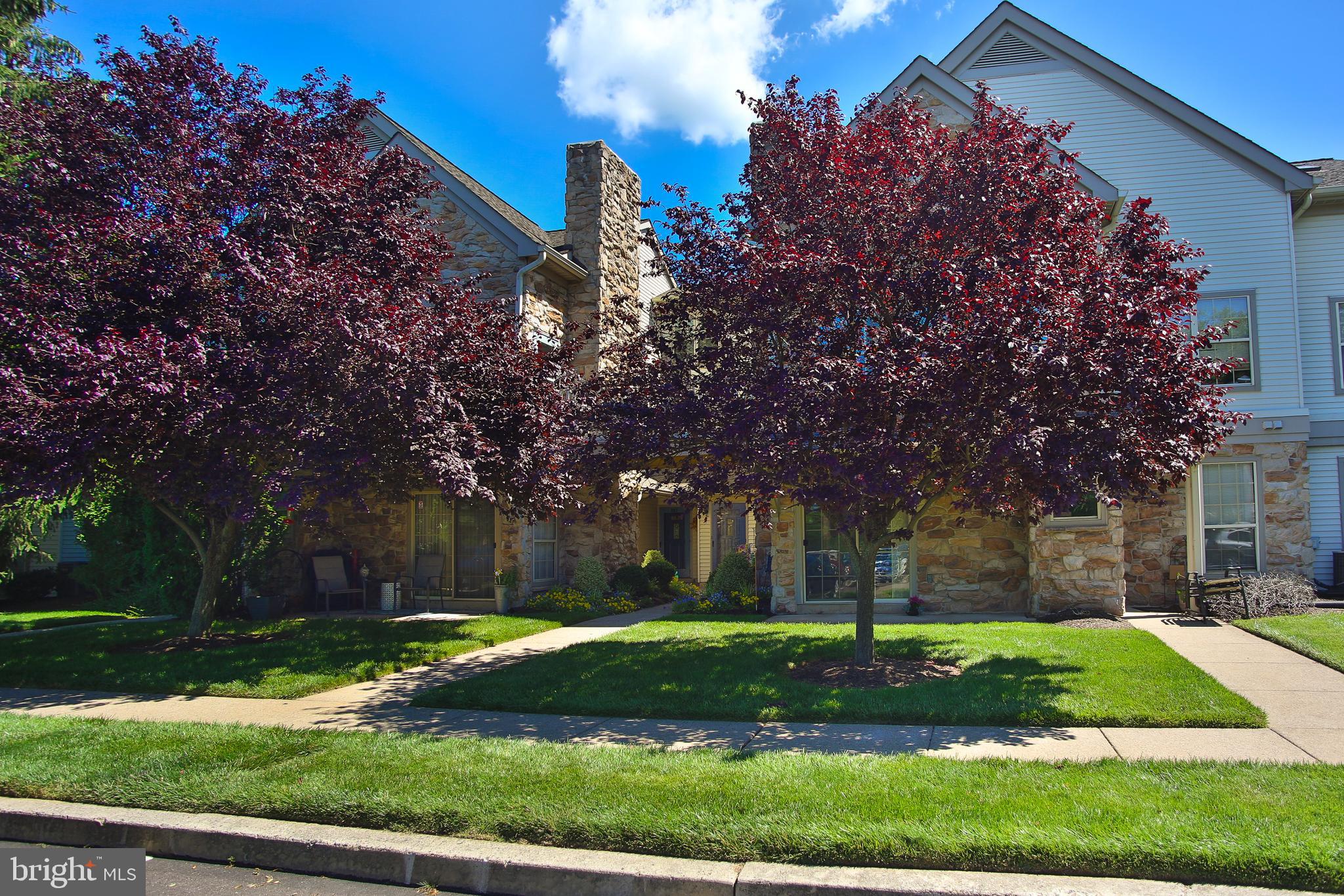 REMINGTON OAKS - Residential Lease