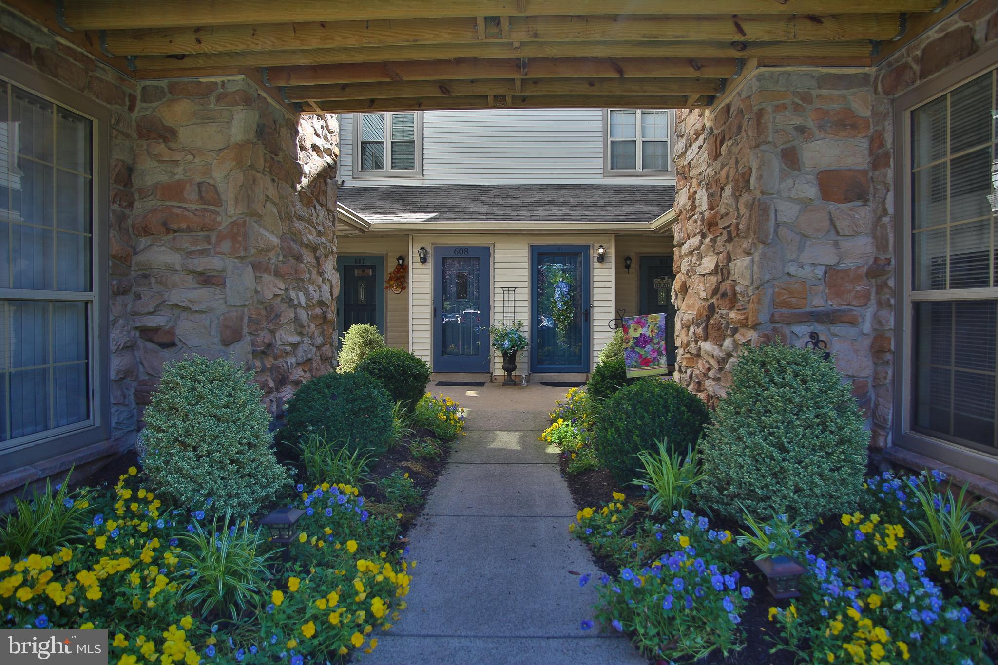 REMINGTON OAKS - Residential Lease