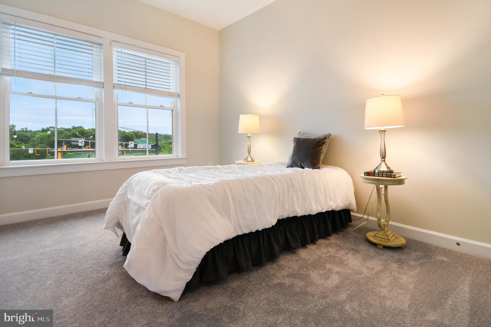 VILLAGES OF URBANA - Residential