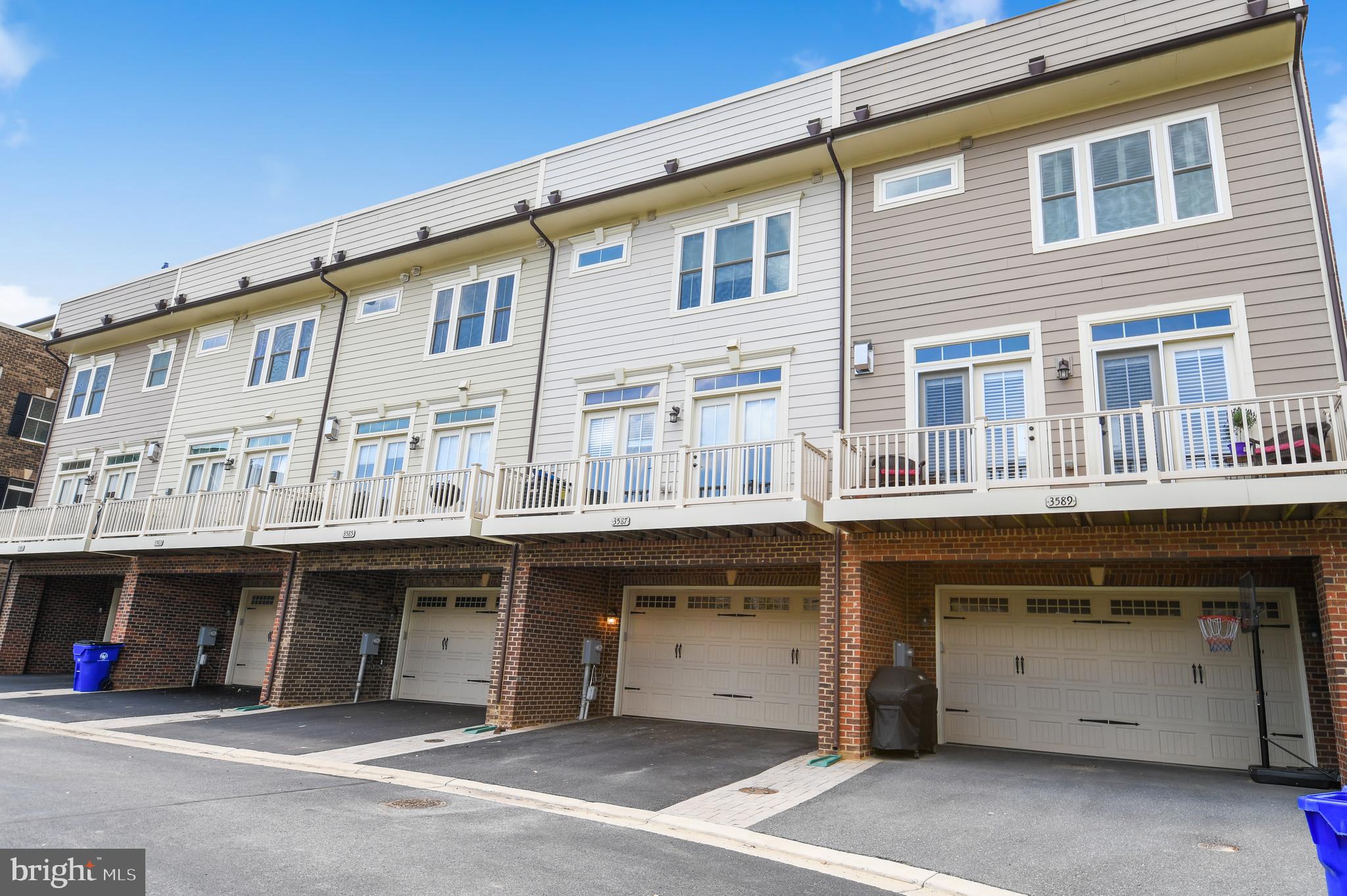 VILLAGES OF URBANA - Residential