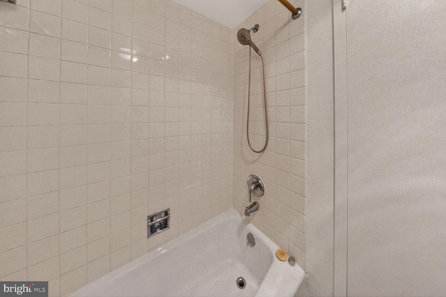 WILLOUGHBY OF CHEVY CHASE - Residential