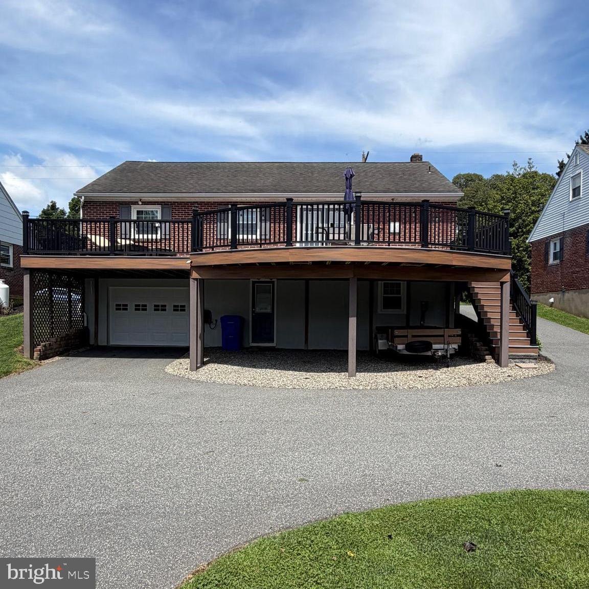 36 W CHARLOTTE STREET