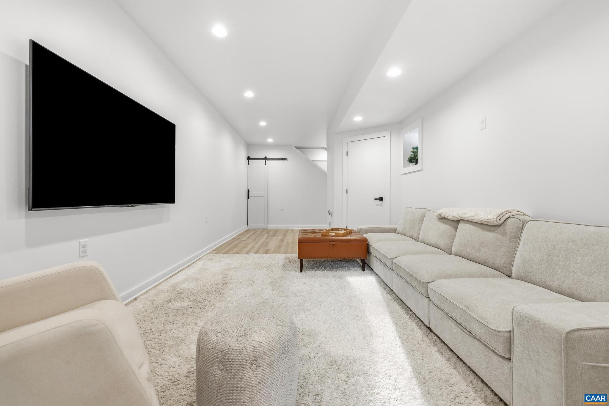 LOCUST GROVE - Residential