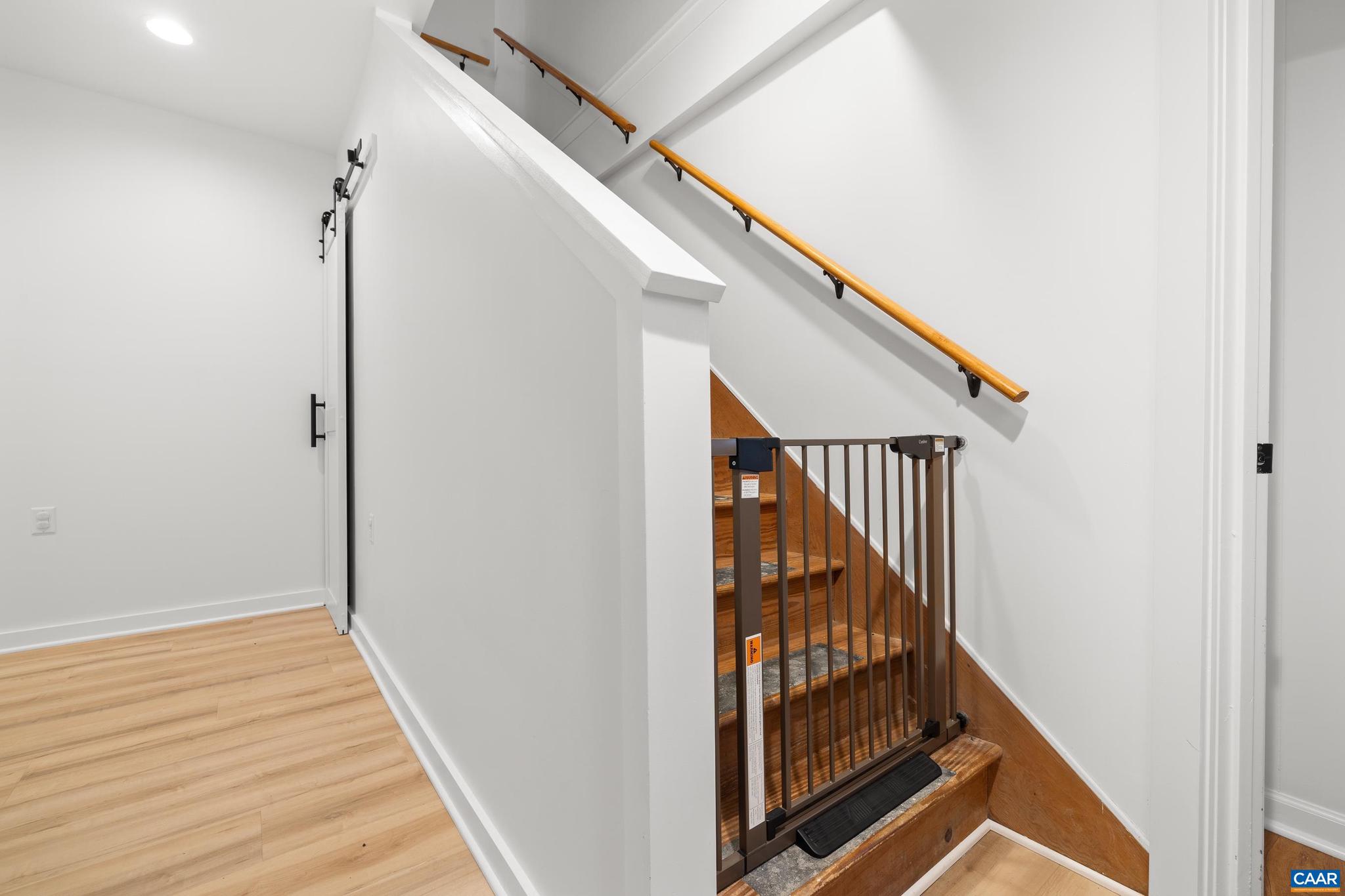 LOCUST GROVE - Residential