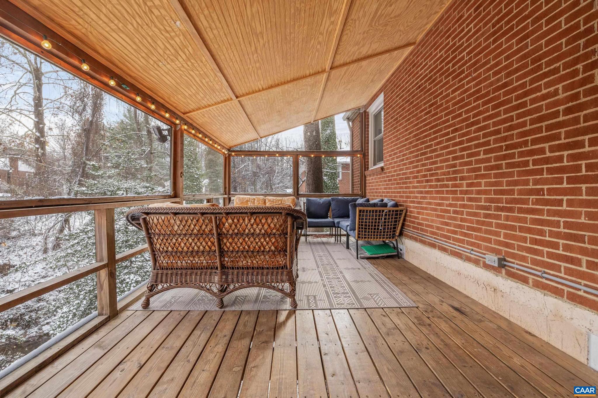 LOCUST GROVE - Residential