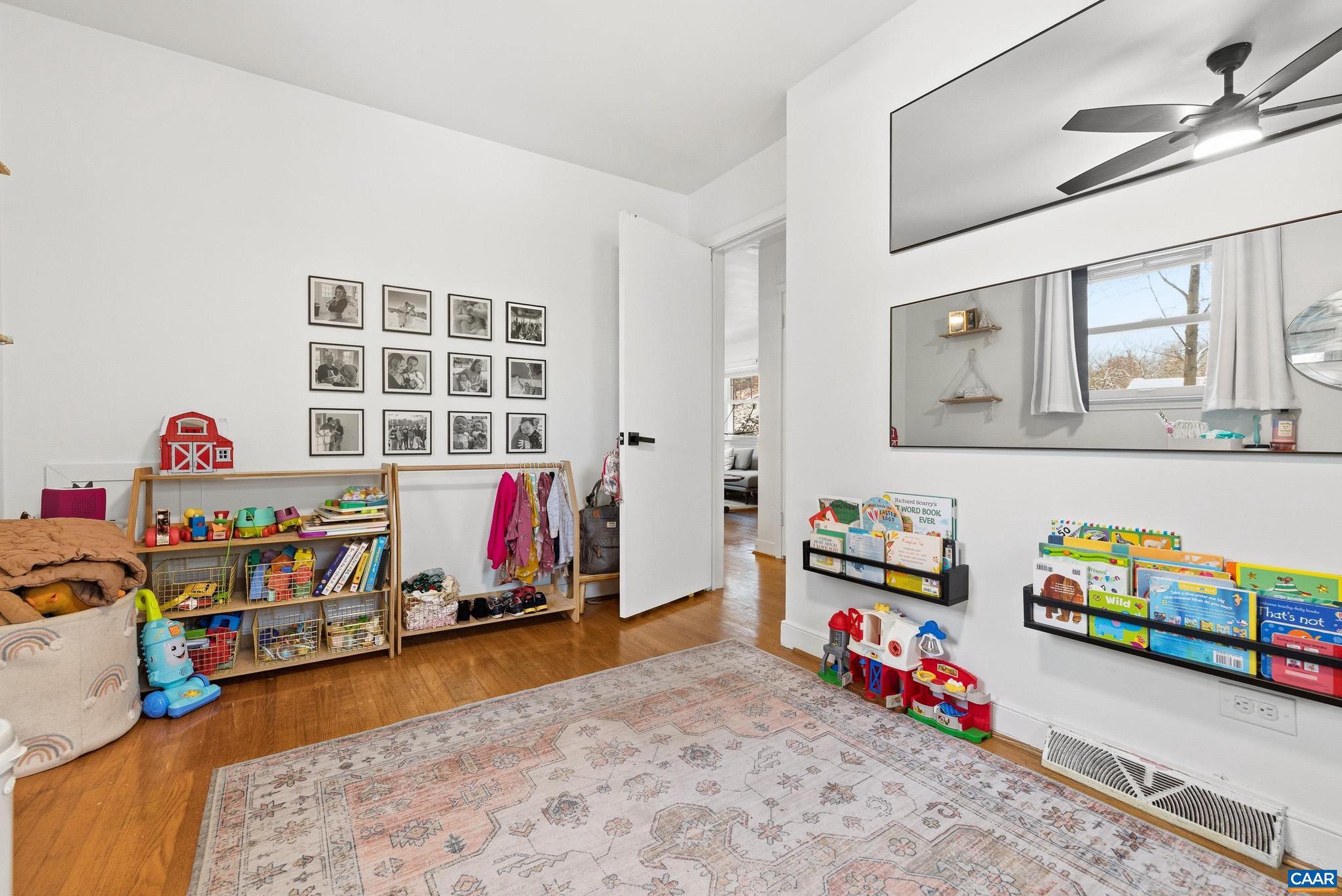 LOCUST GROVE - Residential