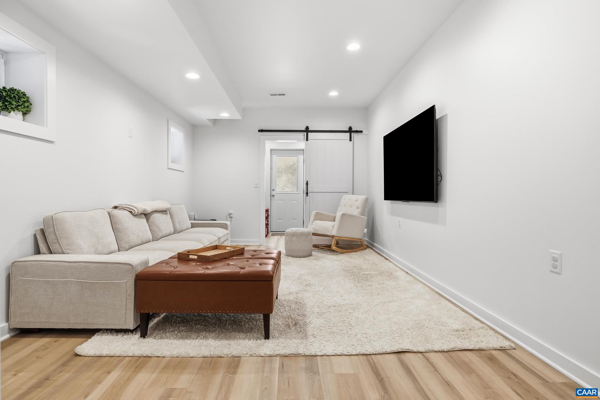 LOCUST GROVE - Residential