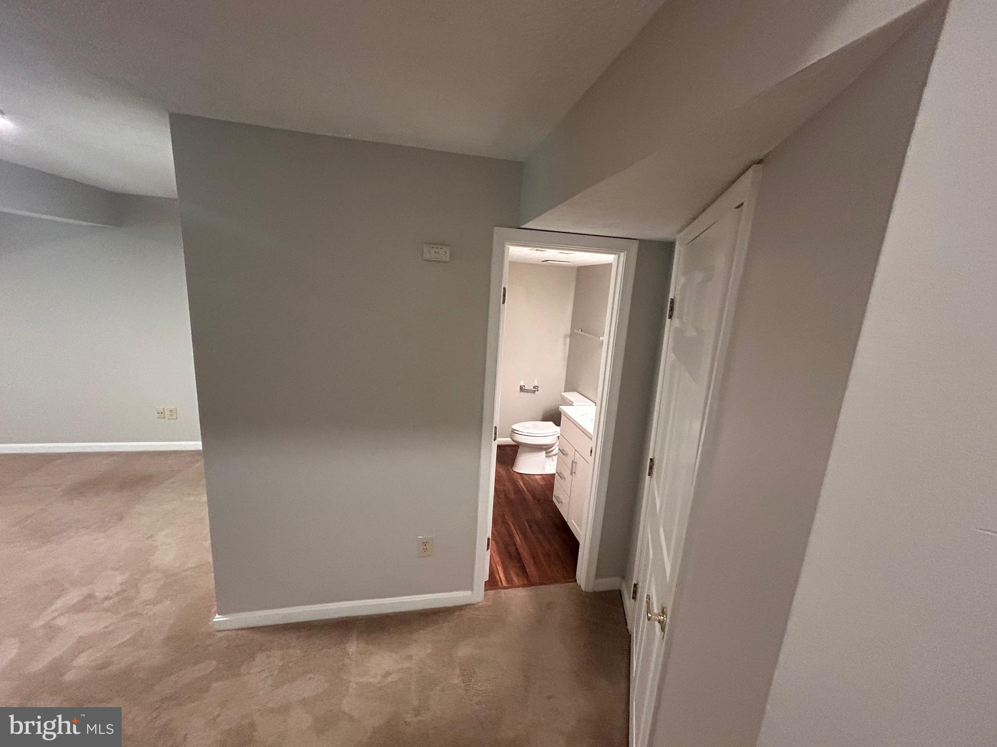 WHISPERING WOODS - Residential Lease