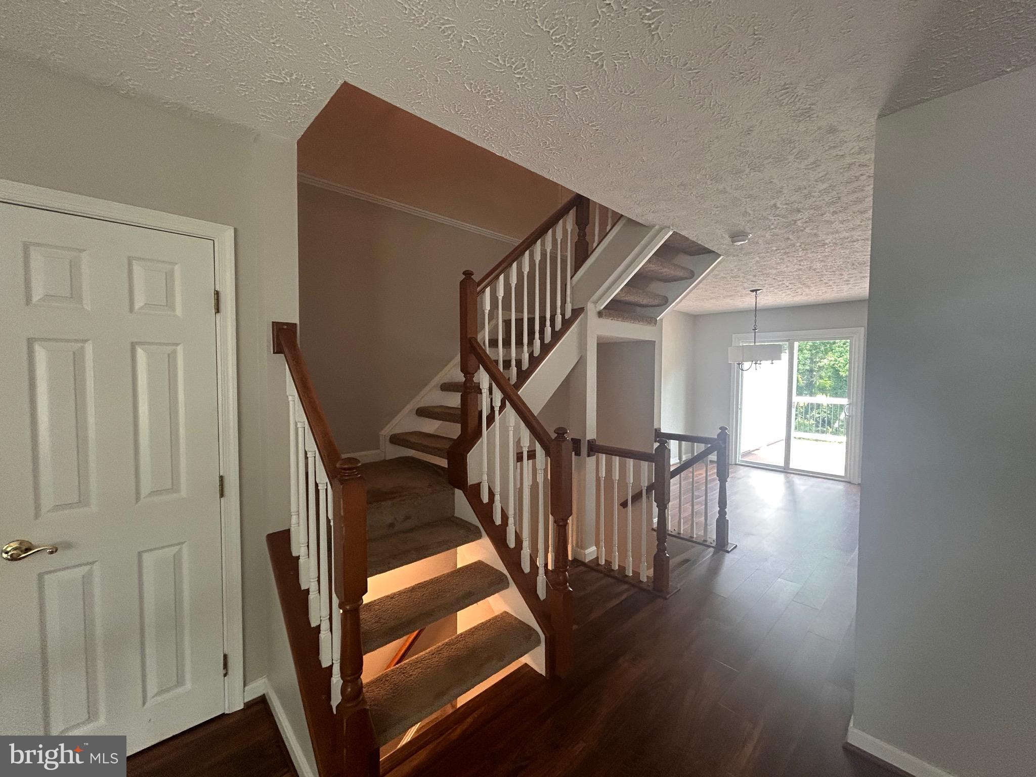 WHISPERING WOODS - Residential Lease