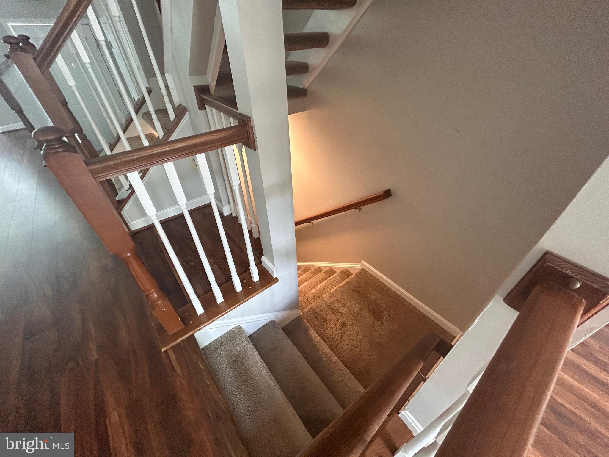 WHISPERING WOODS - Residential Lease